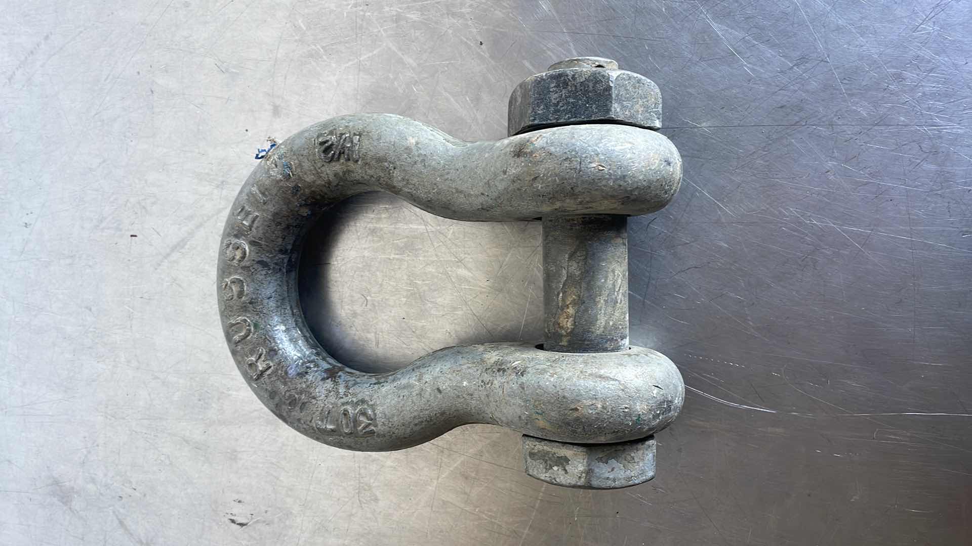 Photo 1 of RUSSEL 30 TON WLL 1-1/2” SHACKLE BOLT TYPE