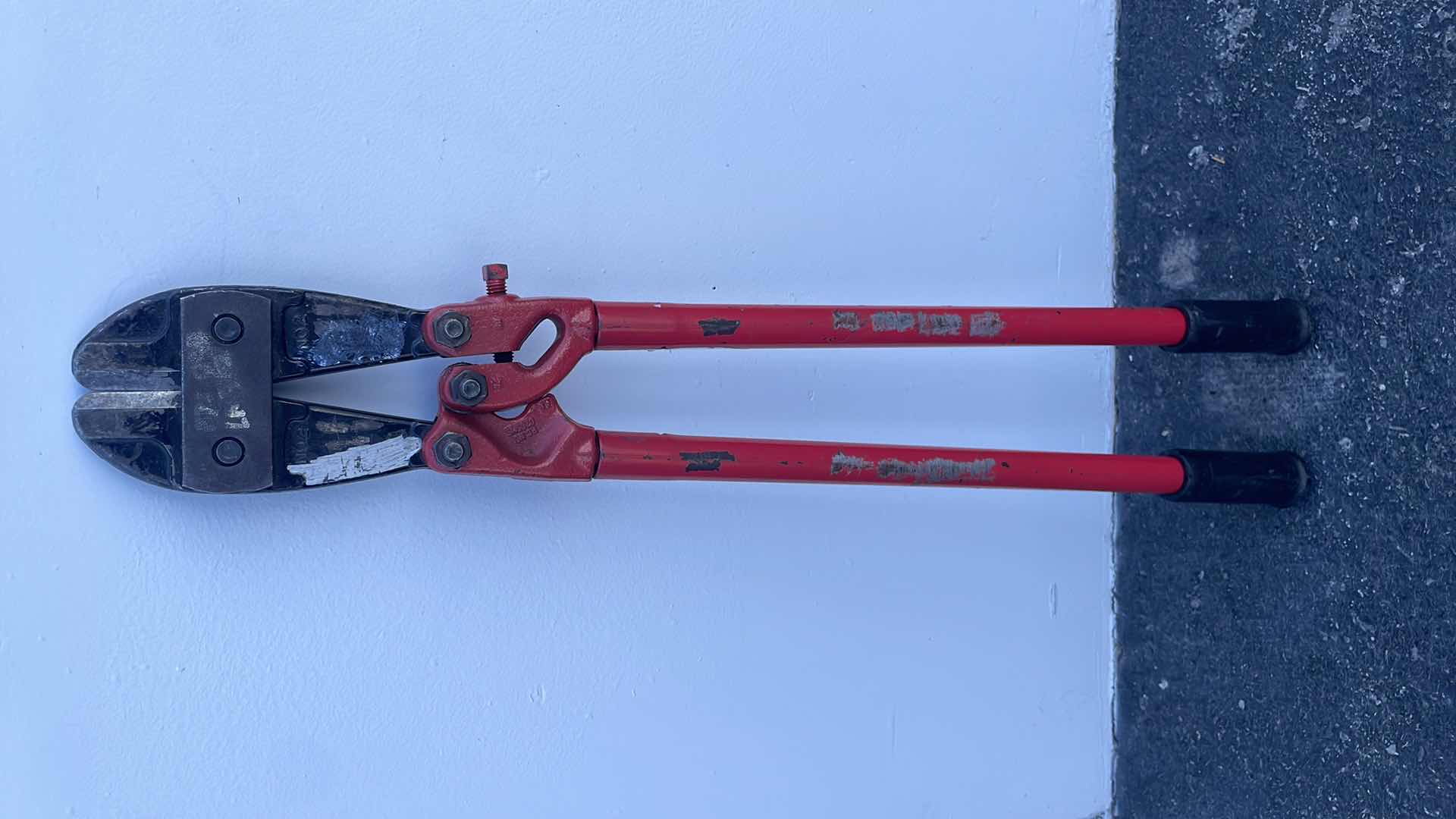 Photo 1 of HKP 30” BOLT CUTTERS 0205MS