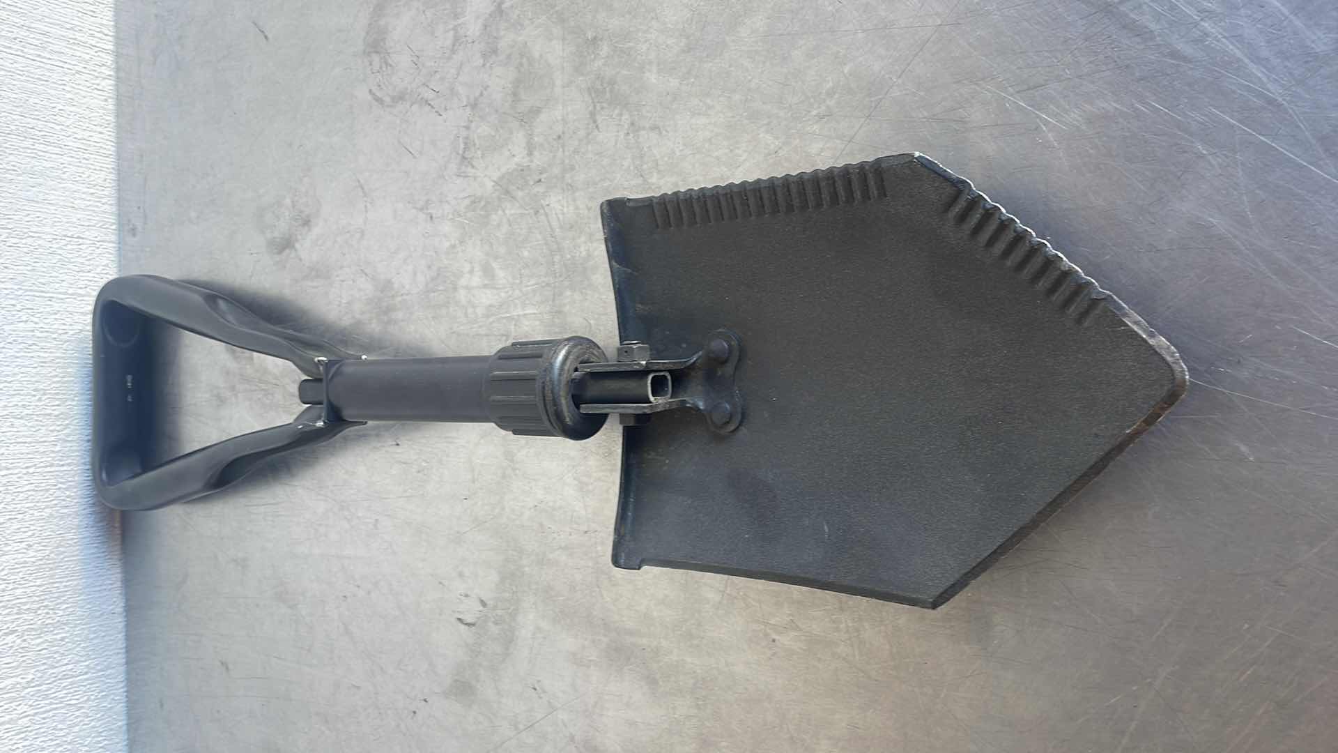 Photo 1 of AMES ENTRENCHING TOOL