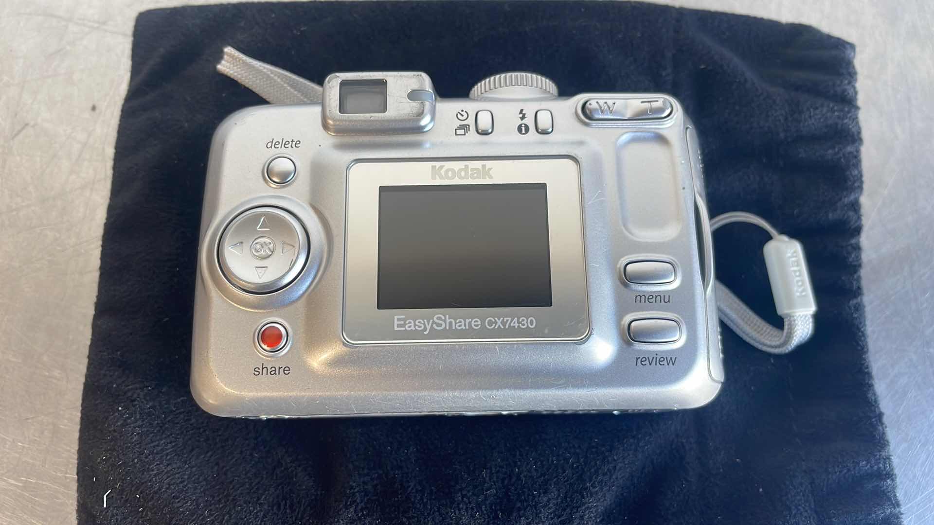 Photo 2 of KODAK EASY SHARE CX7430 UNTESTED BUT POWERS ON