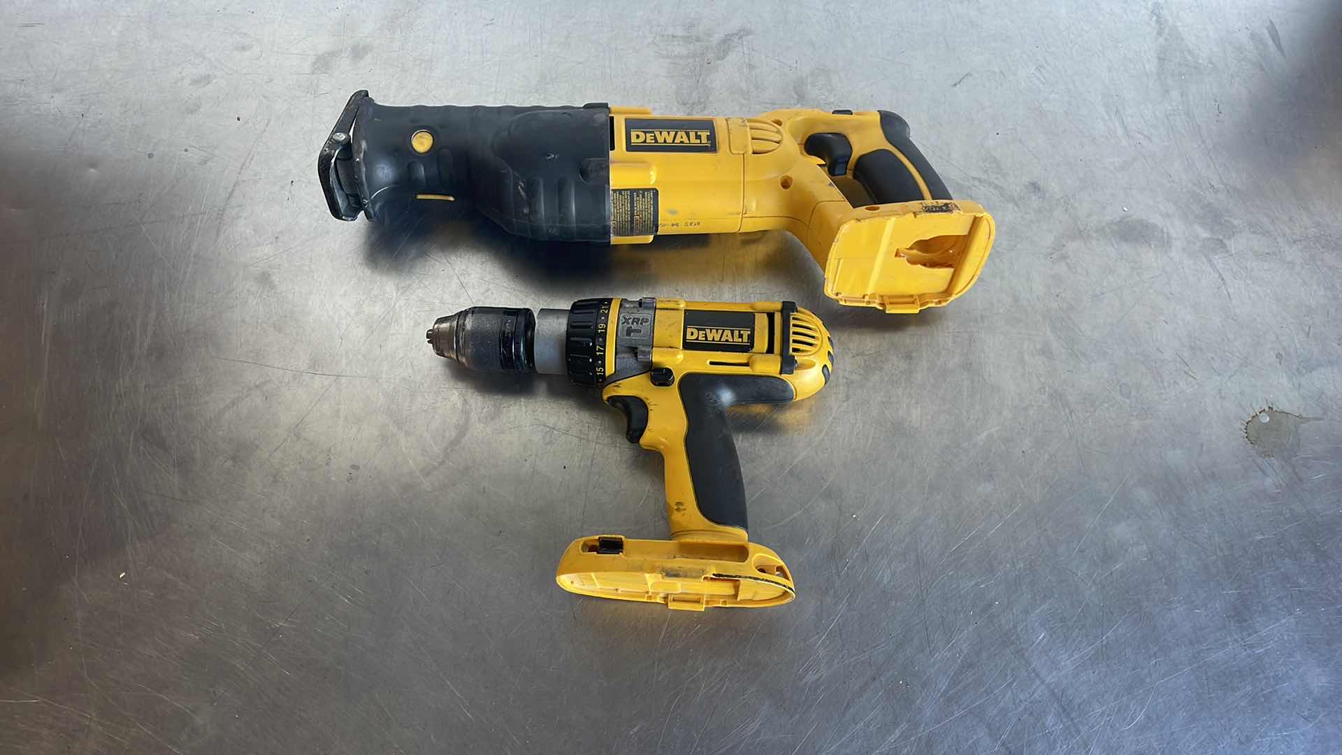 Photo 1 of DEWALT 18v DC988 1/2” DRIVE CORDLESS HAMMER DRILL & DC385 RECIPROCATING SAW