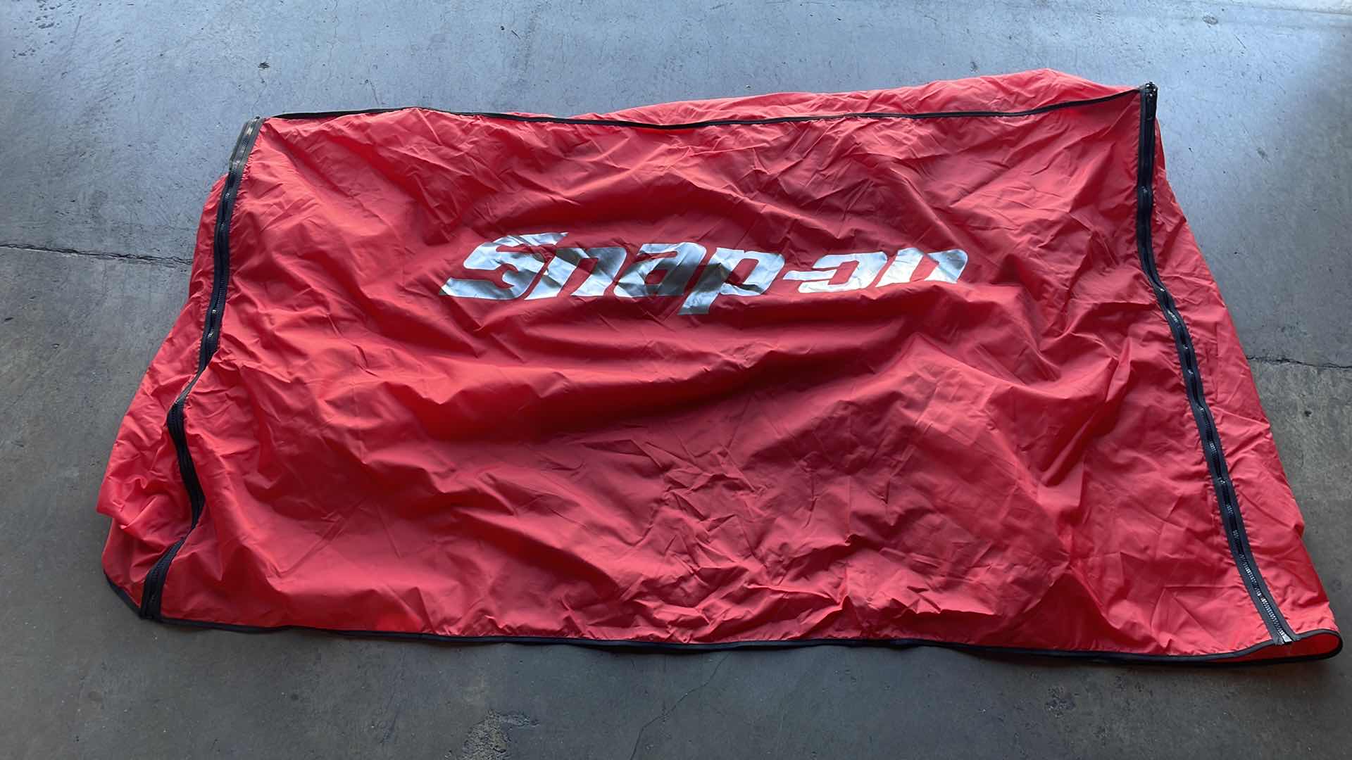 Photo 1 of SNAP-ON TOOL BOX COVER 55” x 24” H33”