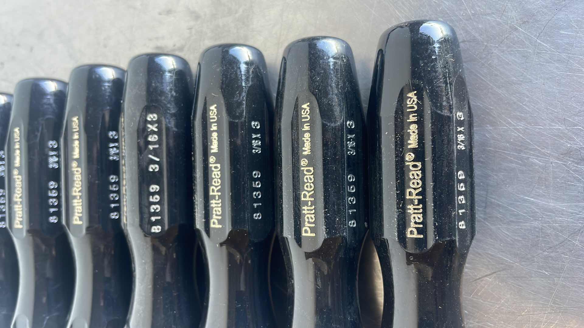 Photo 2 of PRATT-READ USA 81359 3/16”x 3 FLATHEAD SCREWDRIVERS (11)