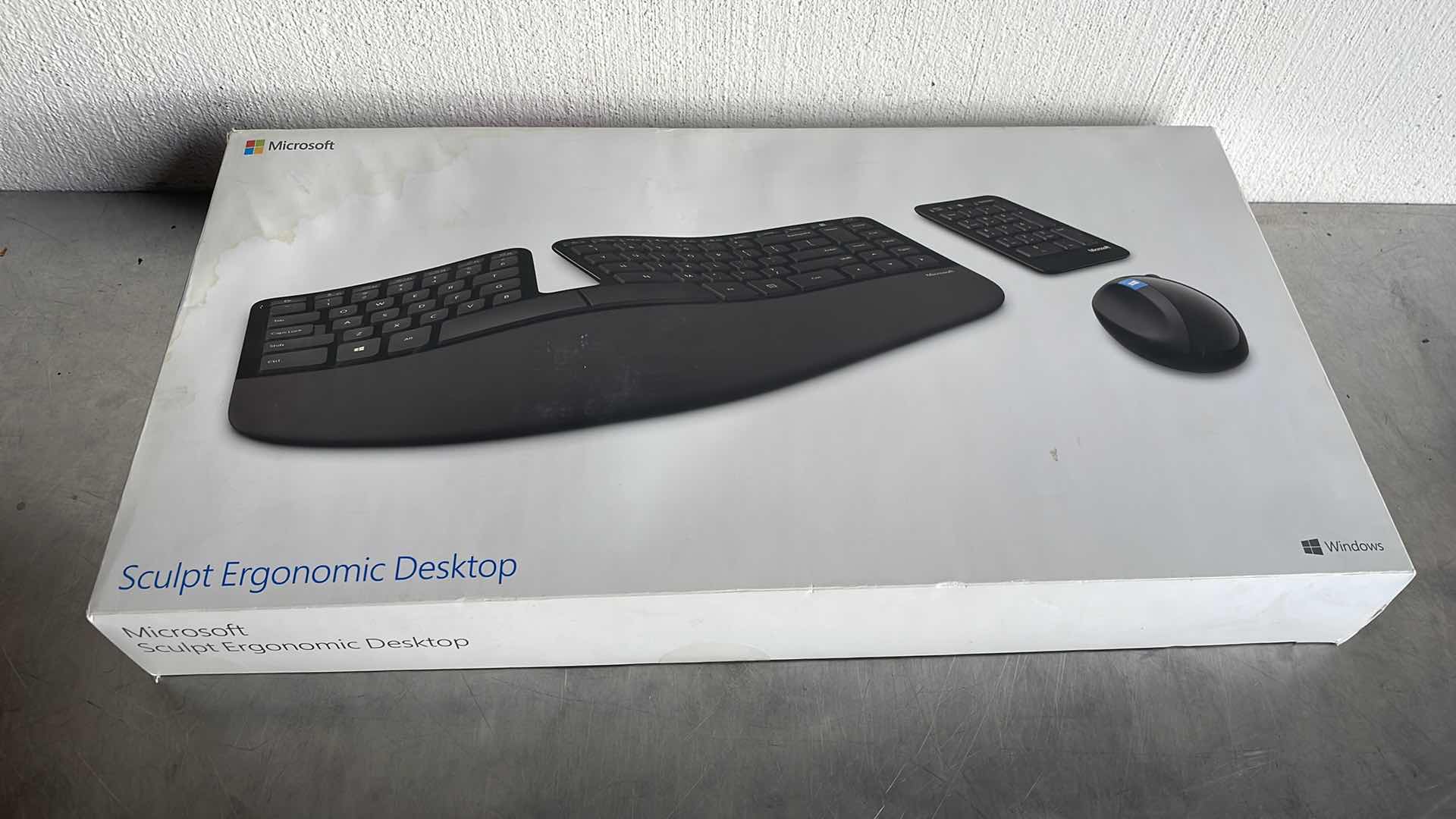 Photo 1 of MICROSOFT SCULPT ERGONOMIC DESKTOP KEYBOARD NUMBER BOARD AND MOUSE