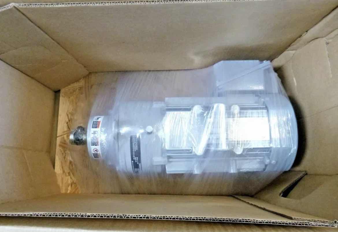 Photo 1 of SUMITOMO CNHMS1H-6115YC CYCLO 6000 GEARMOTOR 1.5 HP - 60 RPM - 3 PHASE - 29:1