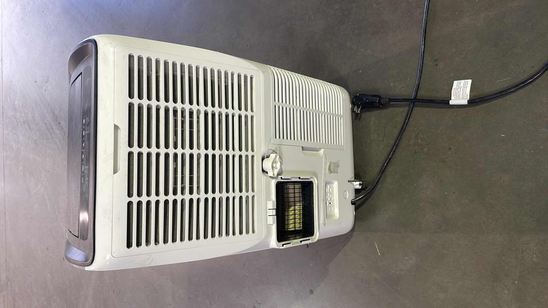 Photo 3 of TURBRO PORTABLE AIR CONDITIONER MODEL GLP10AC-HU