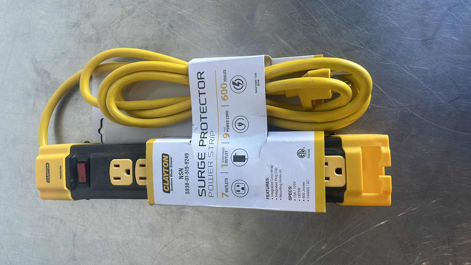 Photo 1 of SURGE PROTECTOR POWER STRIP 7 OUTLETS 15A 9’ CORD