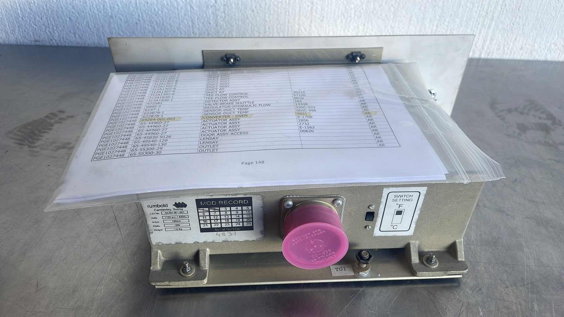 Photo 2 of RUMBOLD 64264-001-001 OVEN CONTROLLER CONVERTER FOR
BOEING 737 - 300