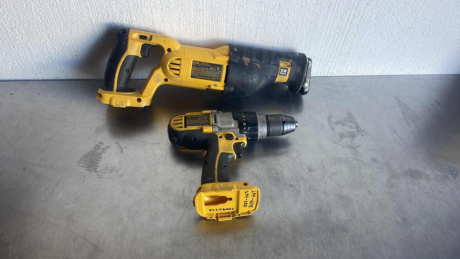 Photo 2 of DEWALT 18v DC385 RECIPROCATING SAW & 18V DCD950 1/2” CORDLESS DRILL/HAMMERDRILL DRIVER