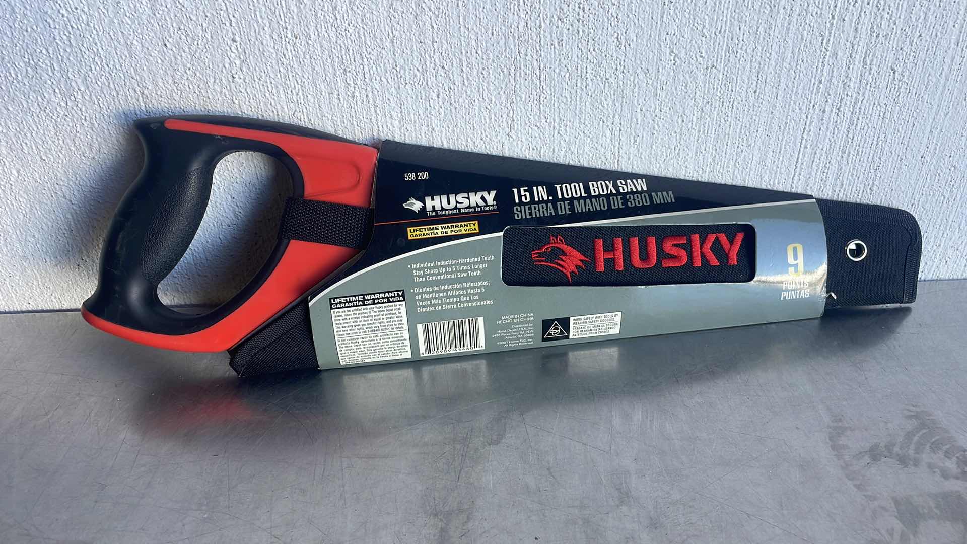 Photo 2 of HUSKY 15” TOOL BOX SAW