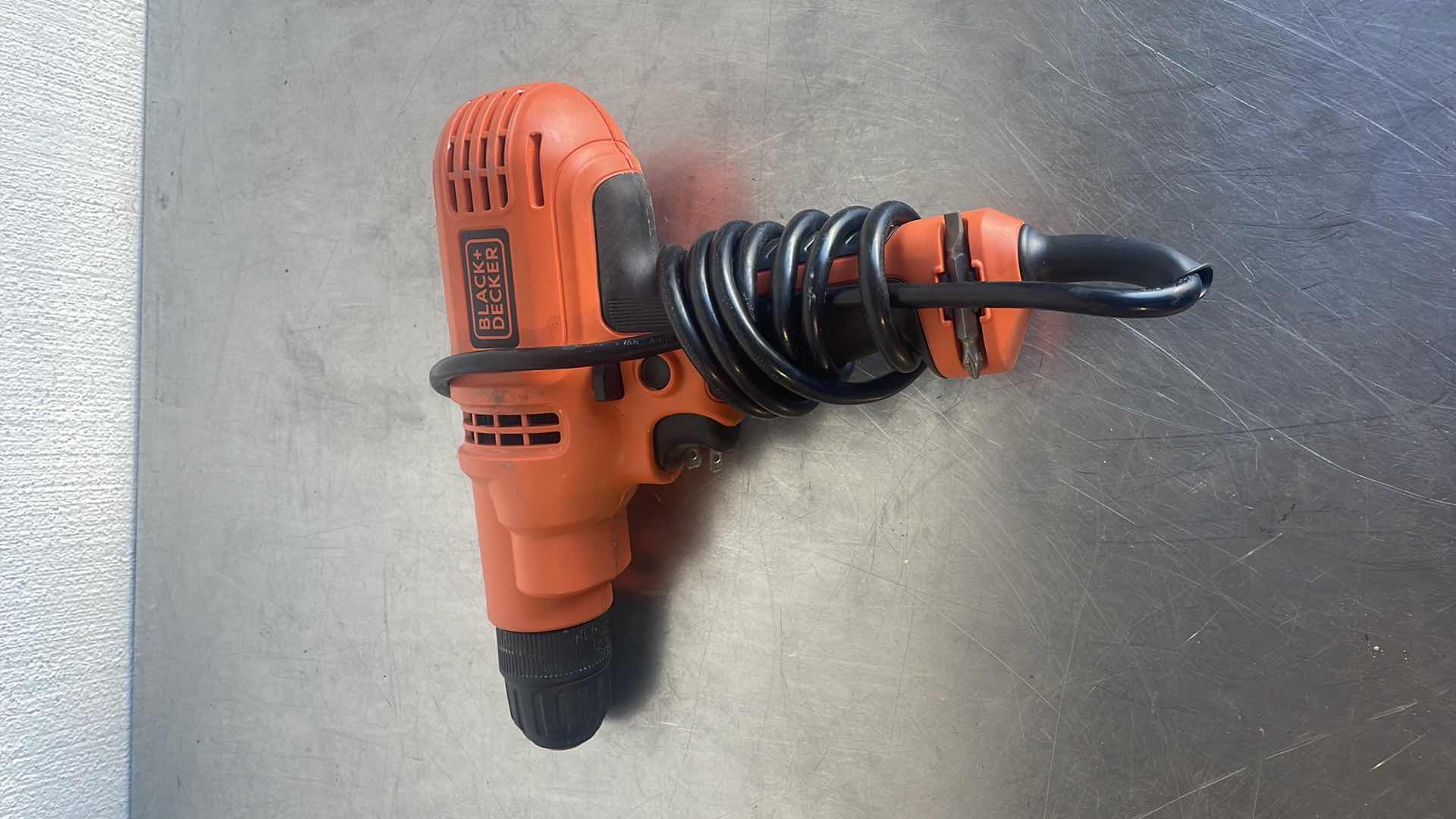 Photo 1 of BLACK & DECKER DRILL