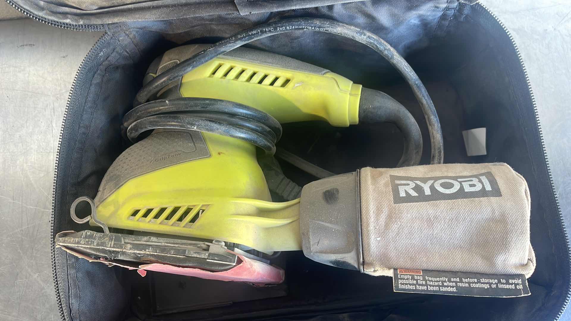 Photo 2 of RYOBI HAND SANDER