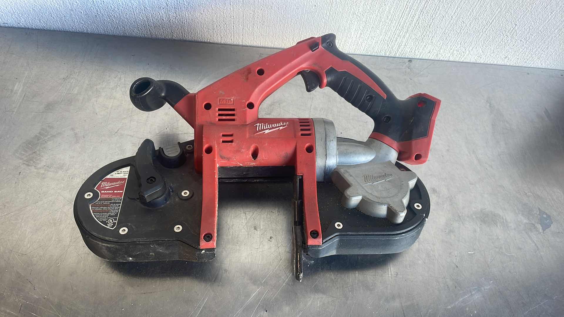 Photo 1 of MILWAUKEE M18 BAND SAW