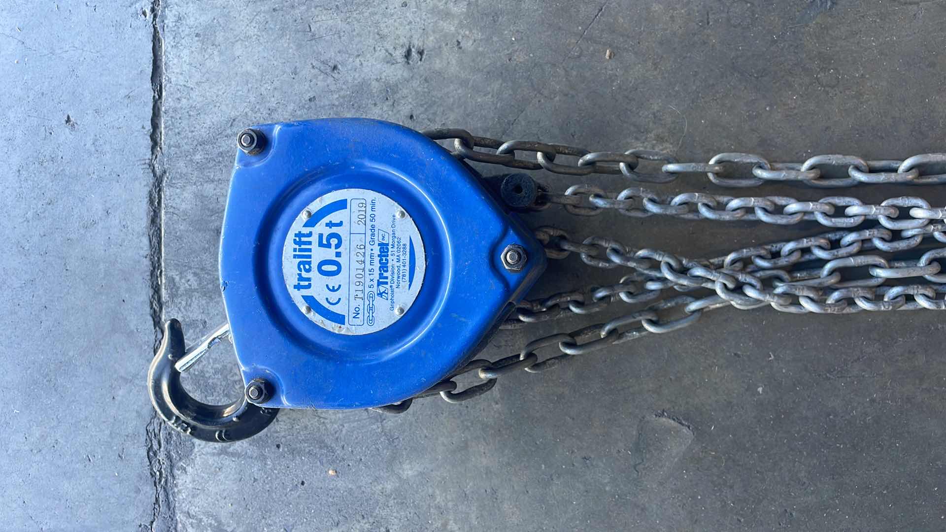 Photo 1 of TRACTEL TRALIFT CHAIN HOIST 1/2 TON