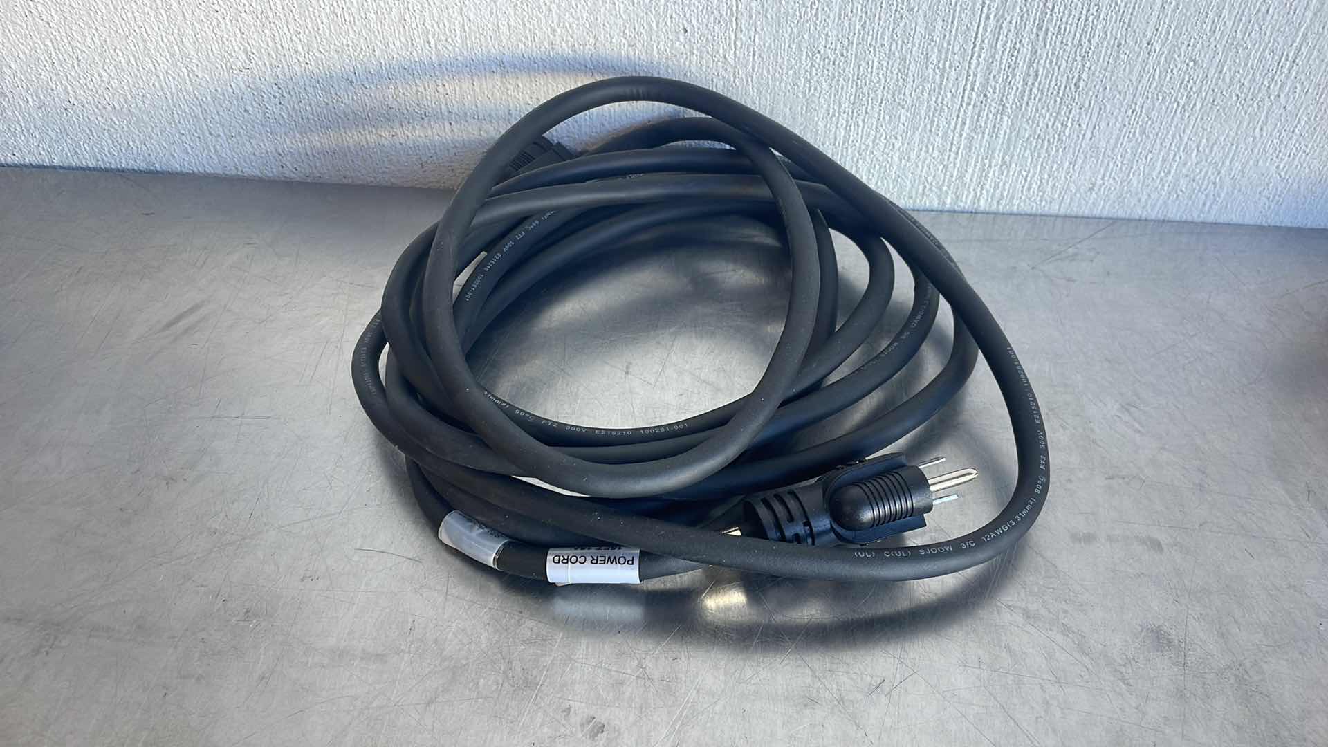 Photo 3 of POWER CORD 15FT 15A HEAVY DUTY