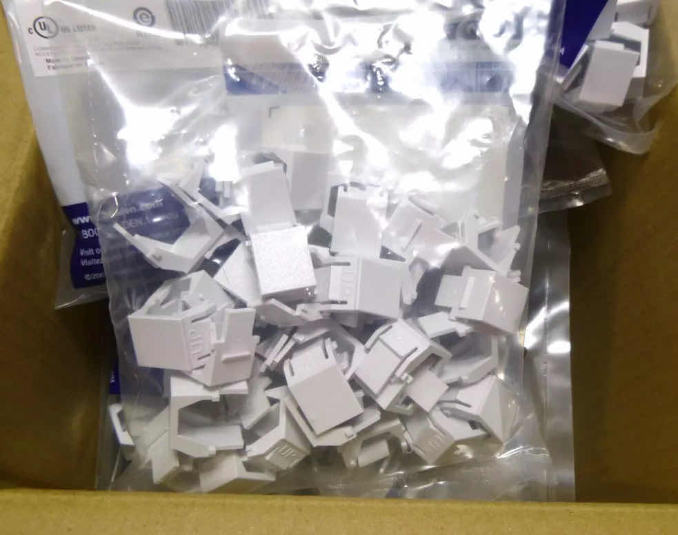 Photo 3 of WIRE DUCTING & RACEWAYS KEYCONNECT BLANK INSERT, BELDEN AX102262, WHITE 750PCS