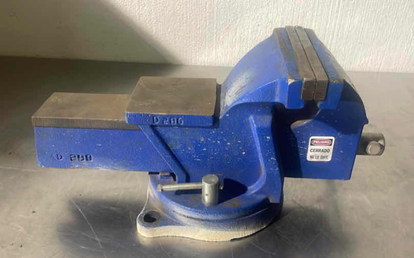 Photo 1 of IRWIN MULTI-USE BENCH VISE, HEAVY-DUTY, 6-INCH