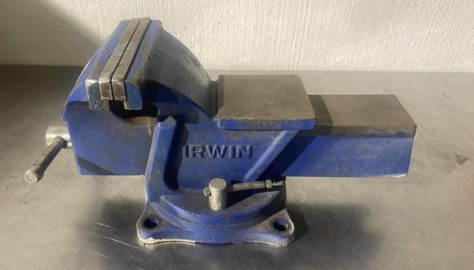 Photo 3 of IRWIN MULTI-USE BENCH VISE, HEAVY-DUTY, 6-INCH