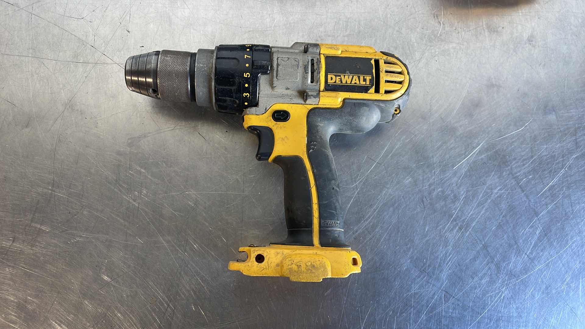 Photo 2 of DEWALT 18V XRP 1/2” CORDLESS DRILL/DRIVER/HAMMERDRILL DCD950 & DEWALT 18V VARIABLE SPEED RECIPROCATING SAW DC385