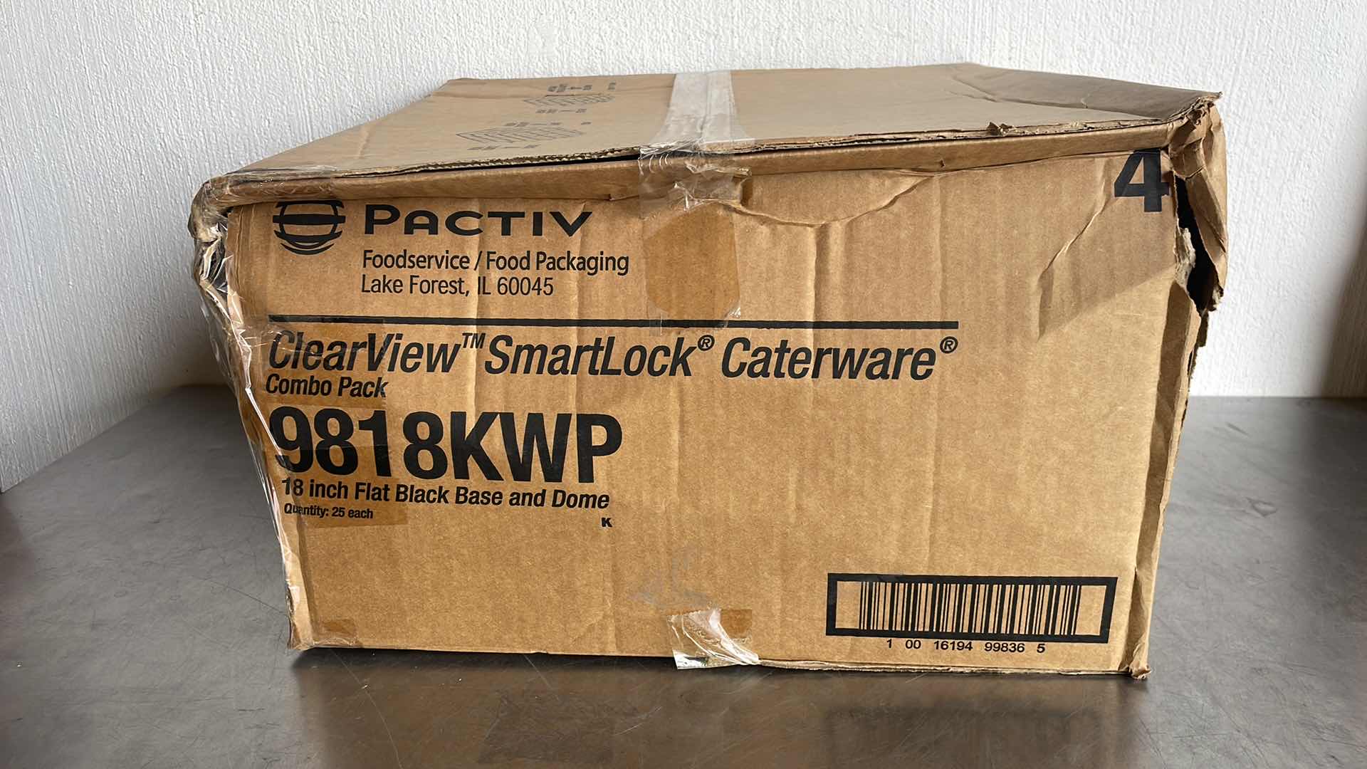 Photo 2 of PACTIV SMARTLOCK CATERWARE TRAY W/DOME - 18"