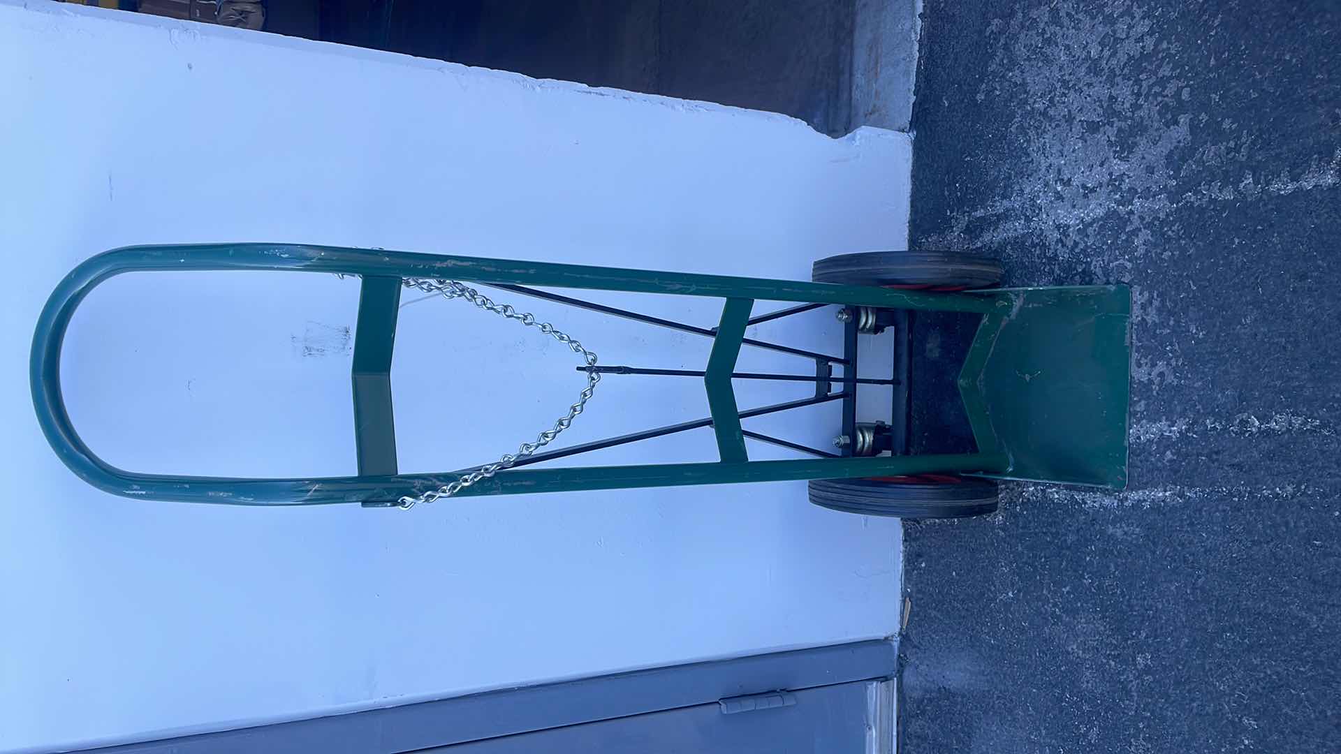 Photo 1 of ANTHONY WELDED PRODUCTS FOLDABLE REAR ASSEMBLY CYLINDER CART, 9-1/2" D | 6114