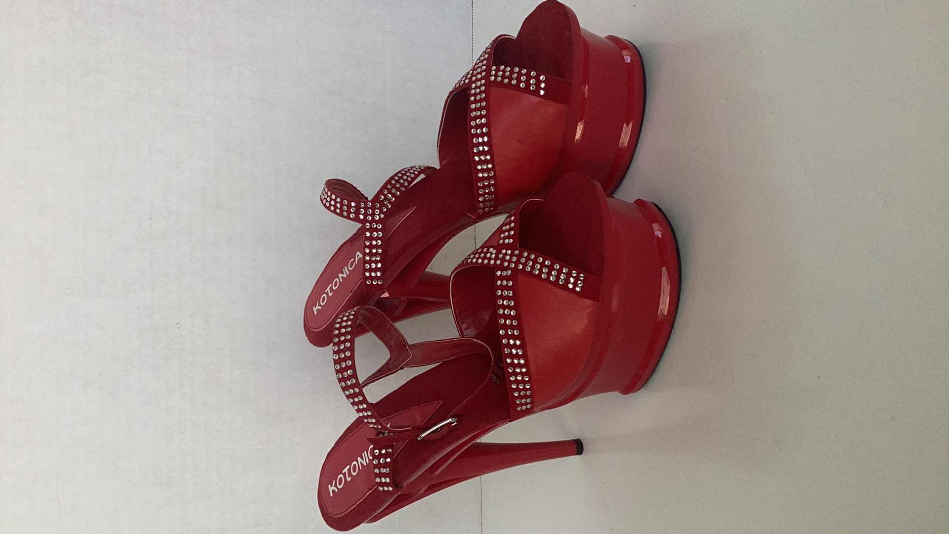 Photo 1 of KOTONICA RED PLATFORM 6.5 HEEL WOMENS SIZE 9