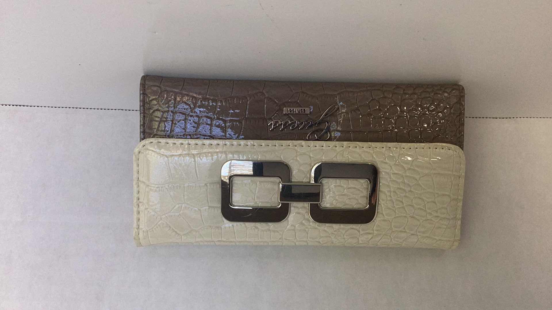 Photo 1 of GUESS TAN AND CREME ALLIGATOR EMBOSSED WALLET 7” X 4”