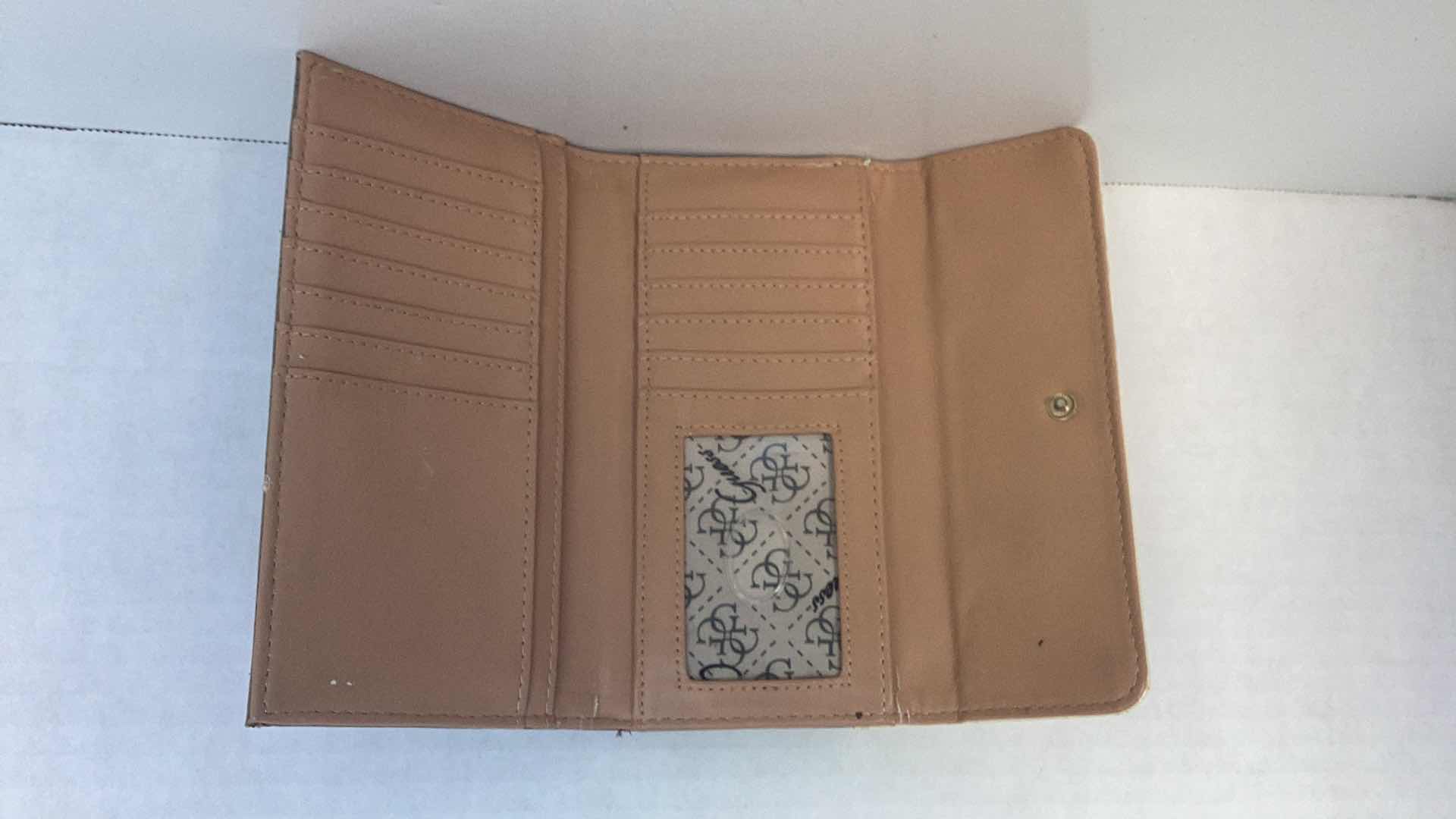 Photo 4 of GUESS TAN AND CREME ALLIGATOR EMBOSSED WALLET 7” X 4”