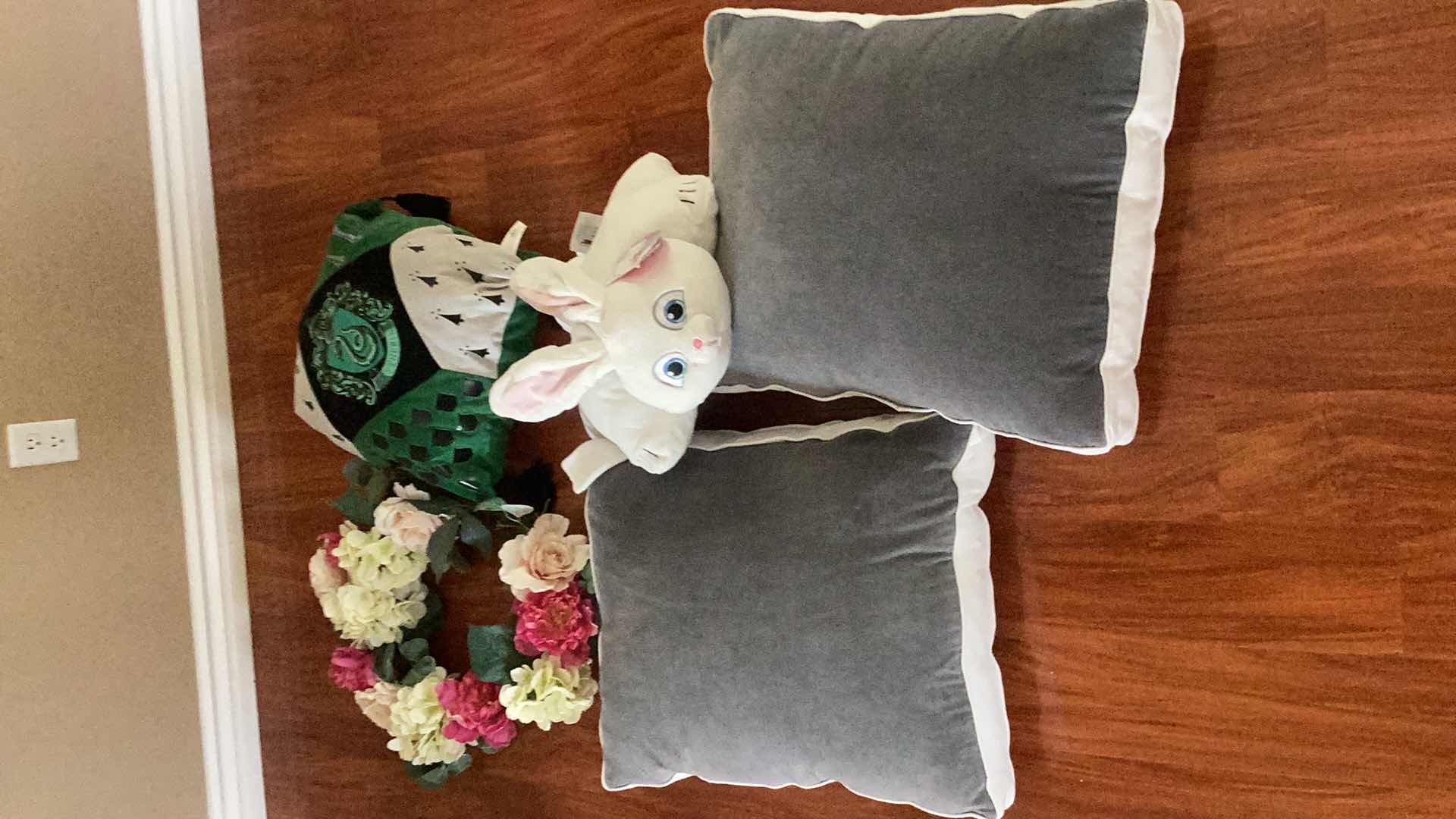 Photo 1 of PILLOWS AND HOME DECOR