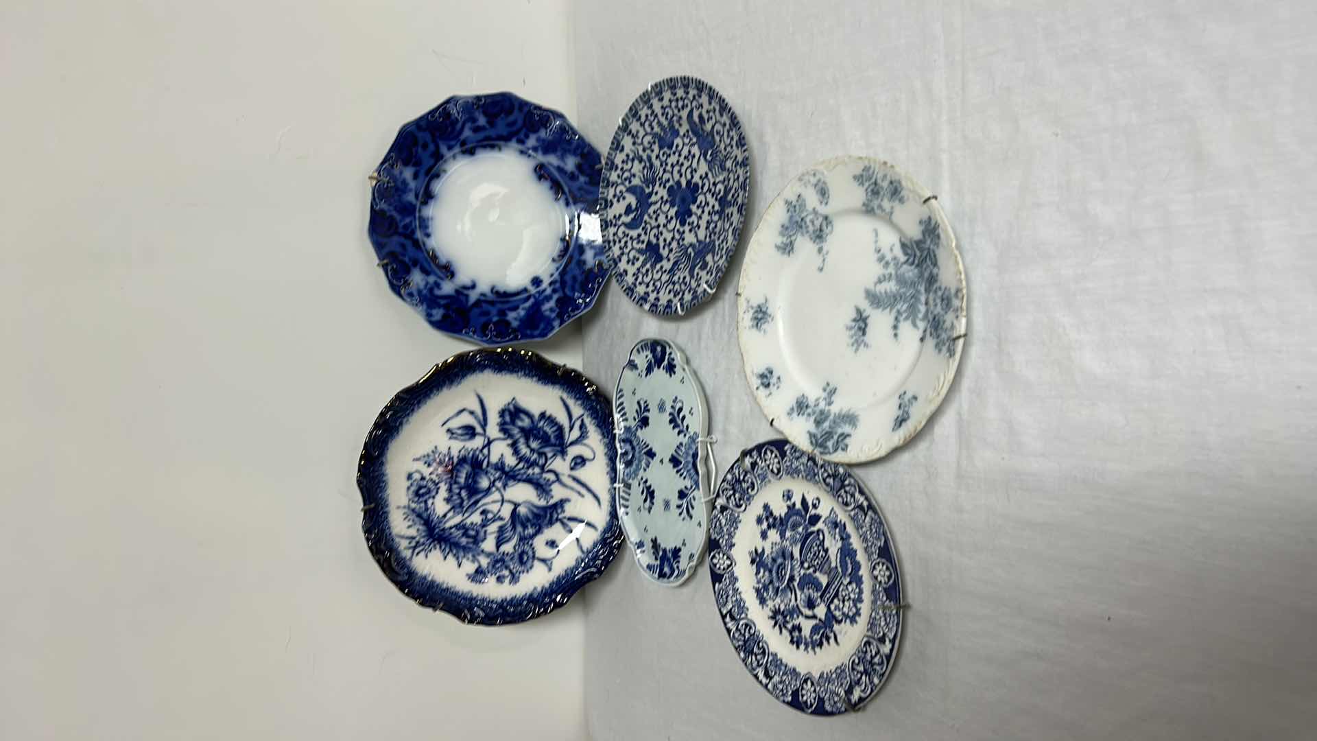 Photo 8 of 6 PIECE BLUE AND WHITE PORCELAIN ASSORTMENT