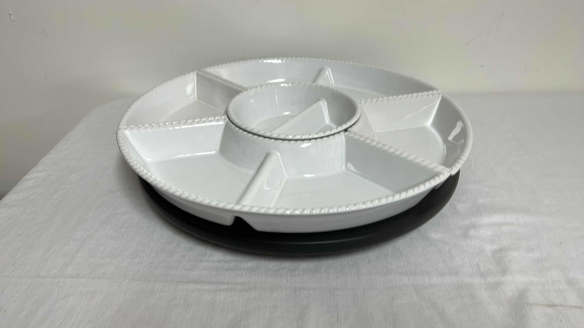 Photo 9 of LAZY SUSAN WITH WHITE PORCELAIN FITTED DISHES