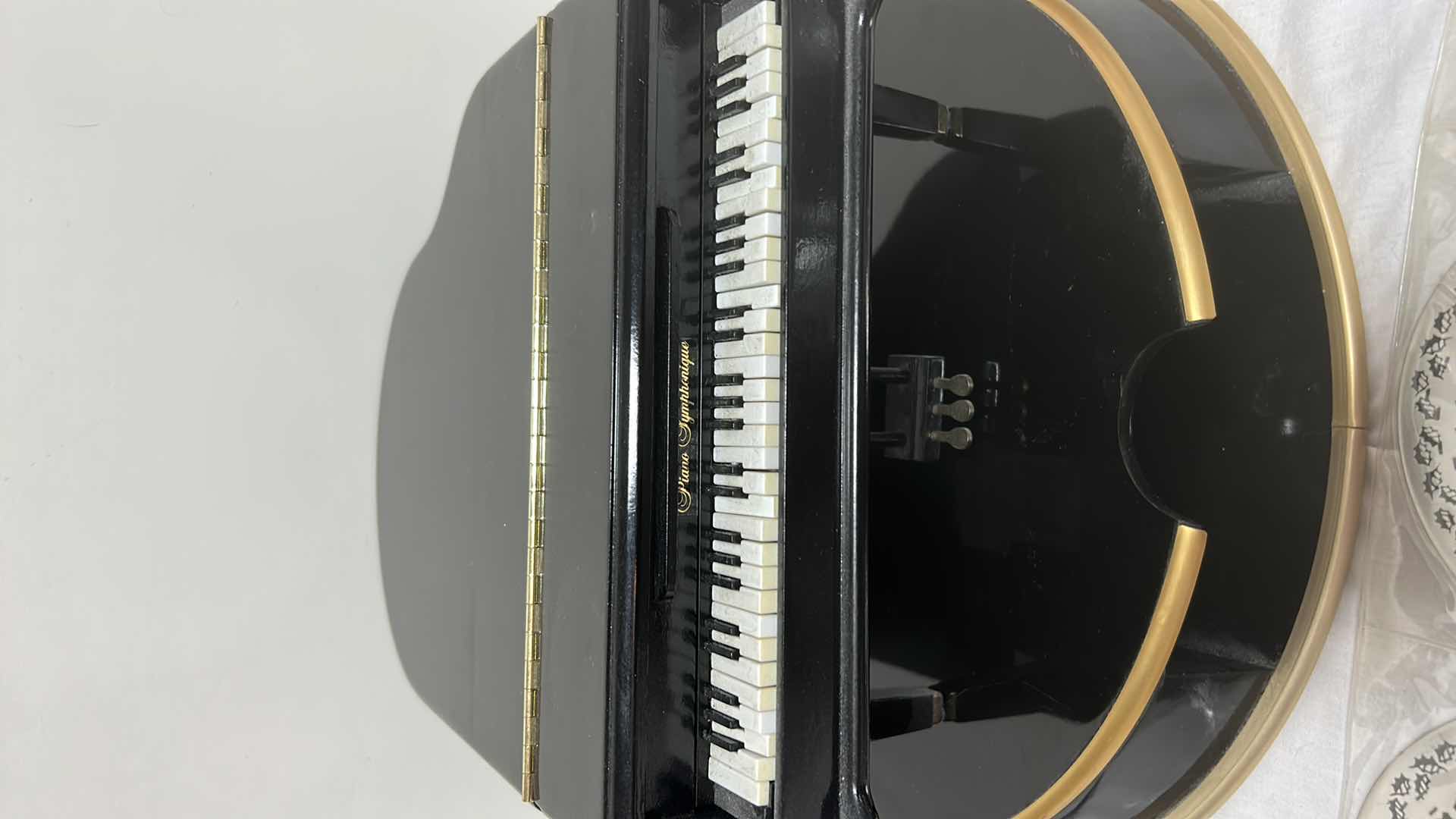 Photo 4 of MINI GRAND PLAYER PIANO WITH 10 SONGS (WORKS BEAUTIFULLY)