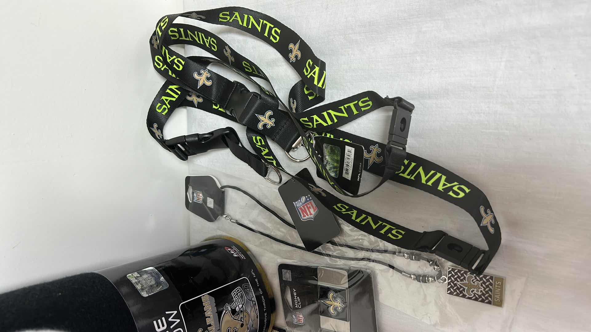 Photo 3 of NFL FAN GEAR SAINTS