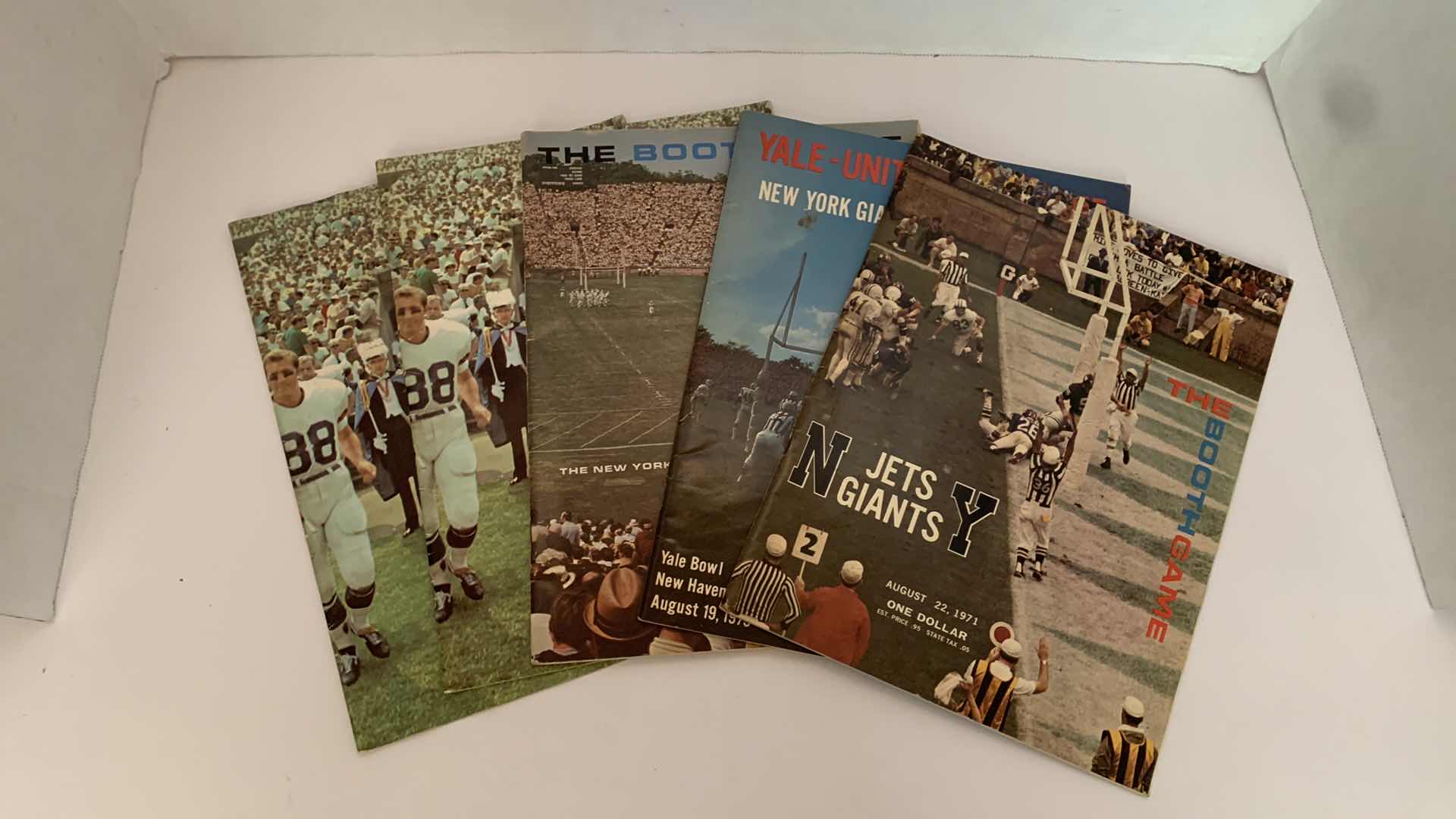 Photo 1 of SET OF VINTAGE JETS AND GIANTS MAGAZINES