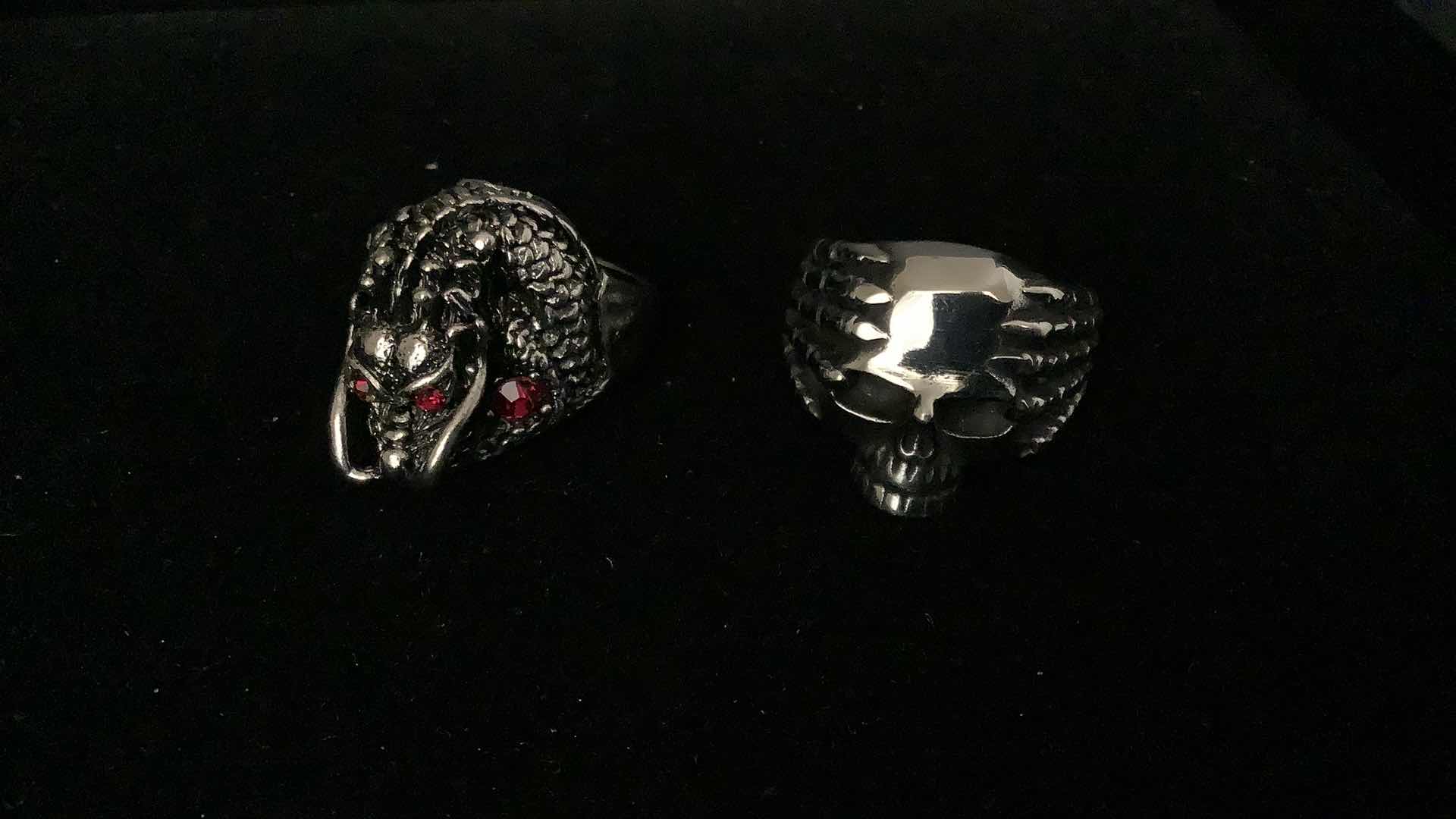 Photo 1 of 2 MEN RINGS SIZE 11