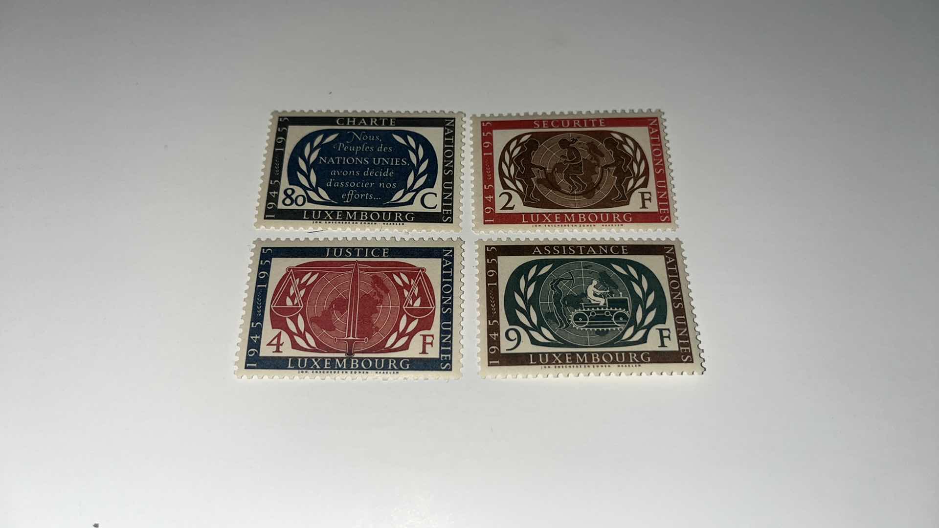 Photo 3 of LUXEMBOURG UNITED NATIONS EMBLEM 1945-1955 4 STAMPS