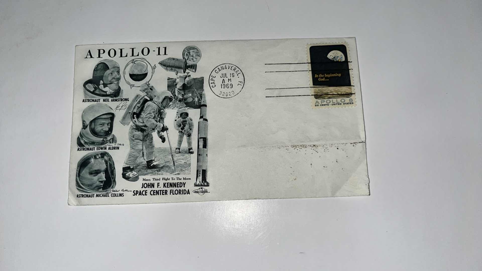 Photo 1 of APOLLO 11 MOON LANDING FIRST EDITION COVER STAMP 1969