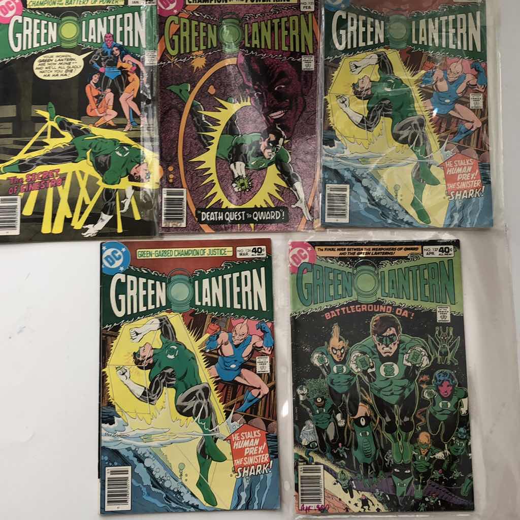 Photo 1 of DC COMICS GREEN LANTERN #124,125,126,127