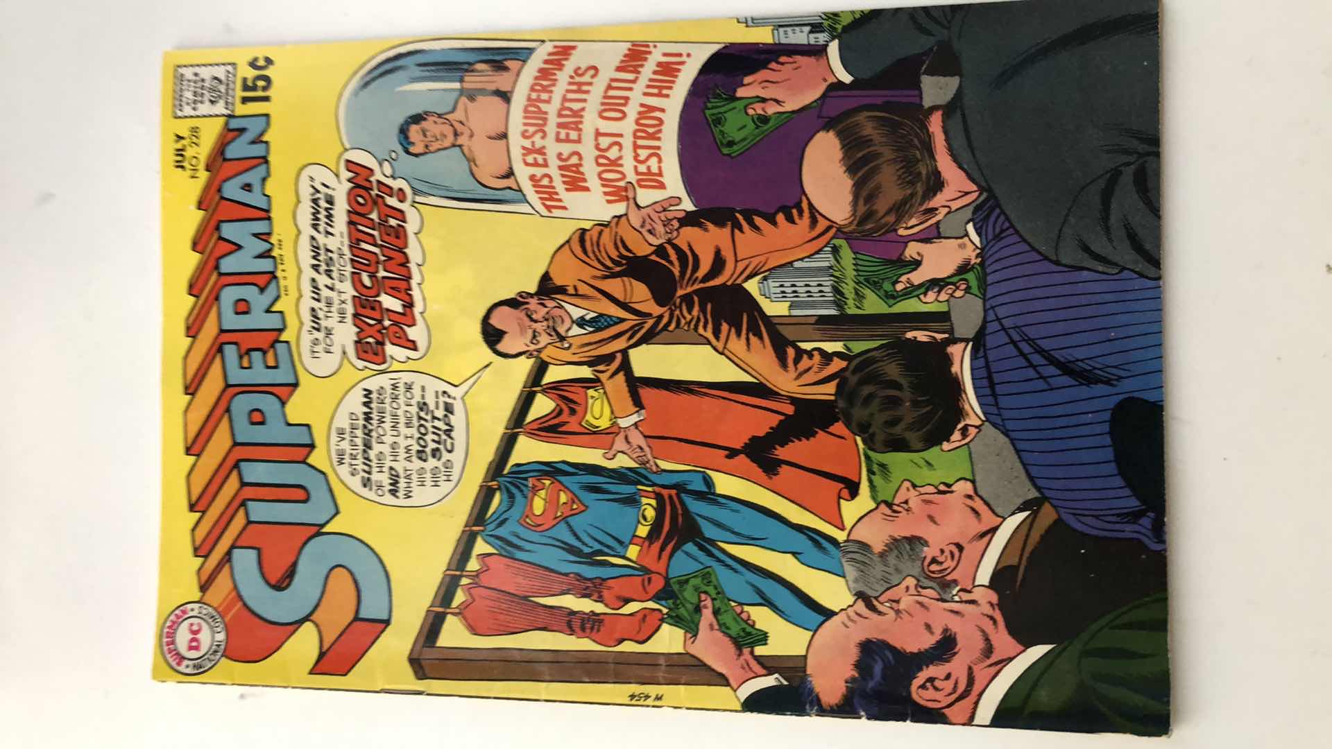 Photo 1 of DC COMICS SUPERMAN #228