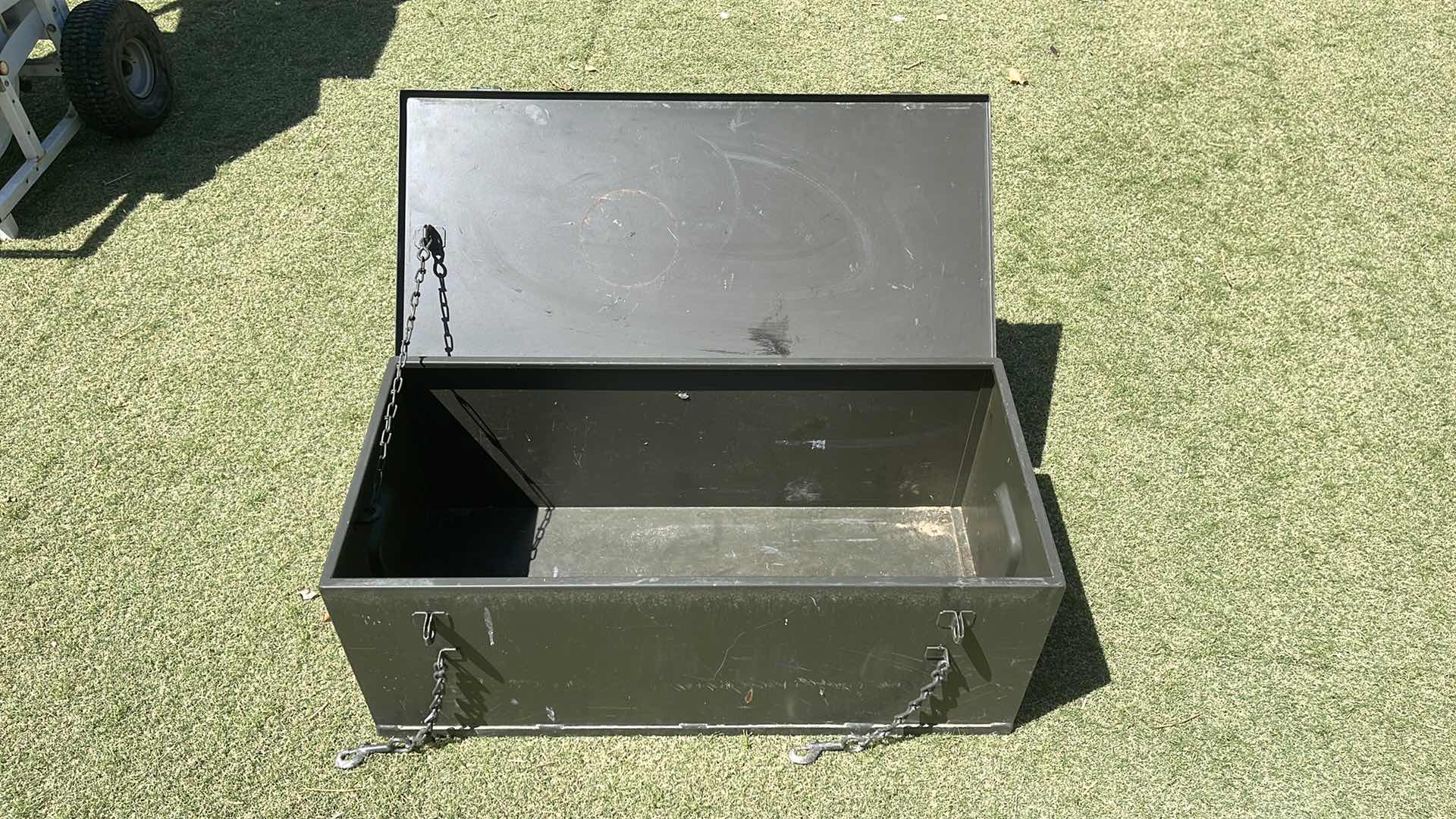 Photo 3 of MILITARY AMMO CHEST
29 X 14 X 11