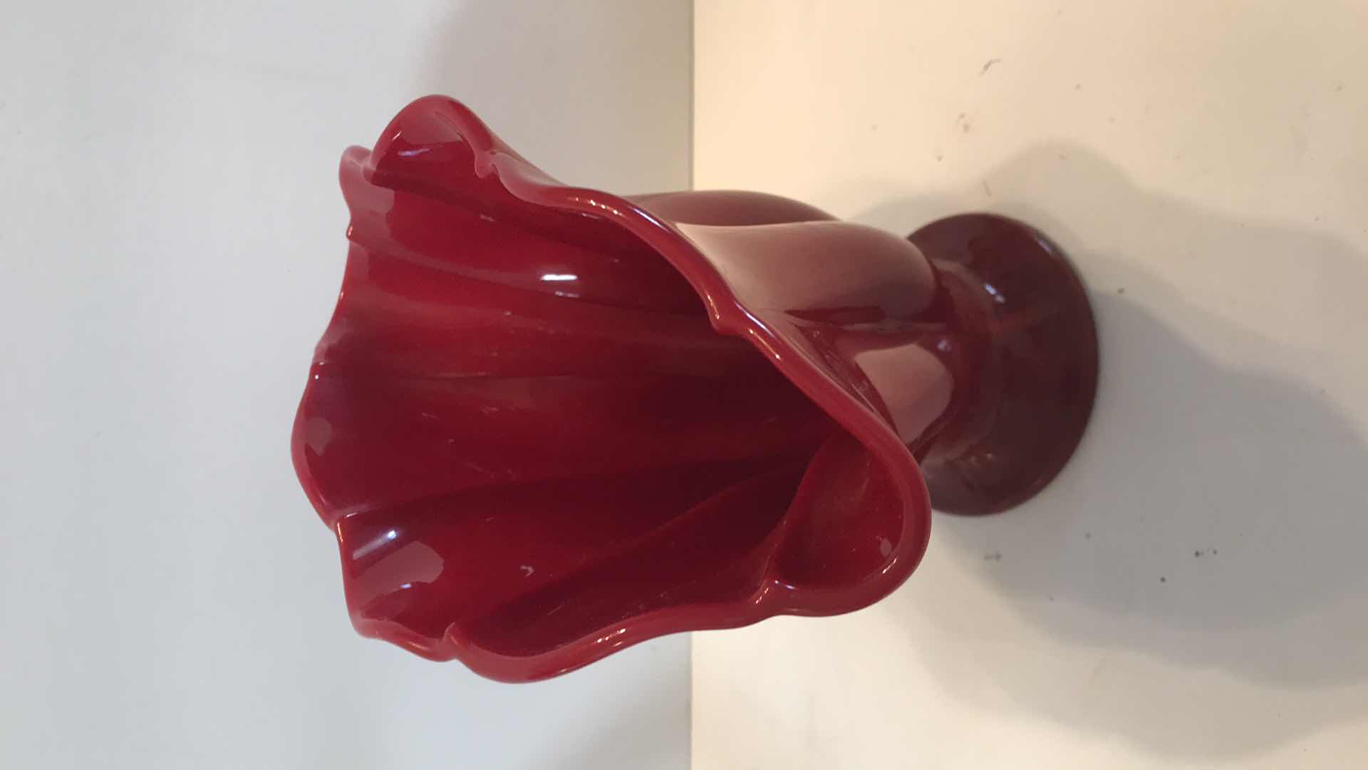 Photo 2 of FENTON MANDARIN RED ART GLASS LARGE FAN VASE H-7.5”