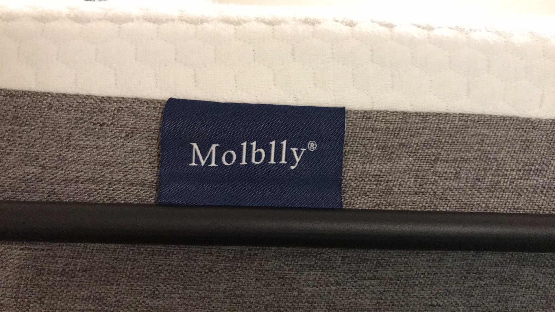 Photo 3 of MOLBLLY ORIGINAL GEL MEMORY FOAM MATTRESS,FIBERGLASS FREE,QUEEN,10-INCH

