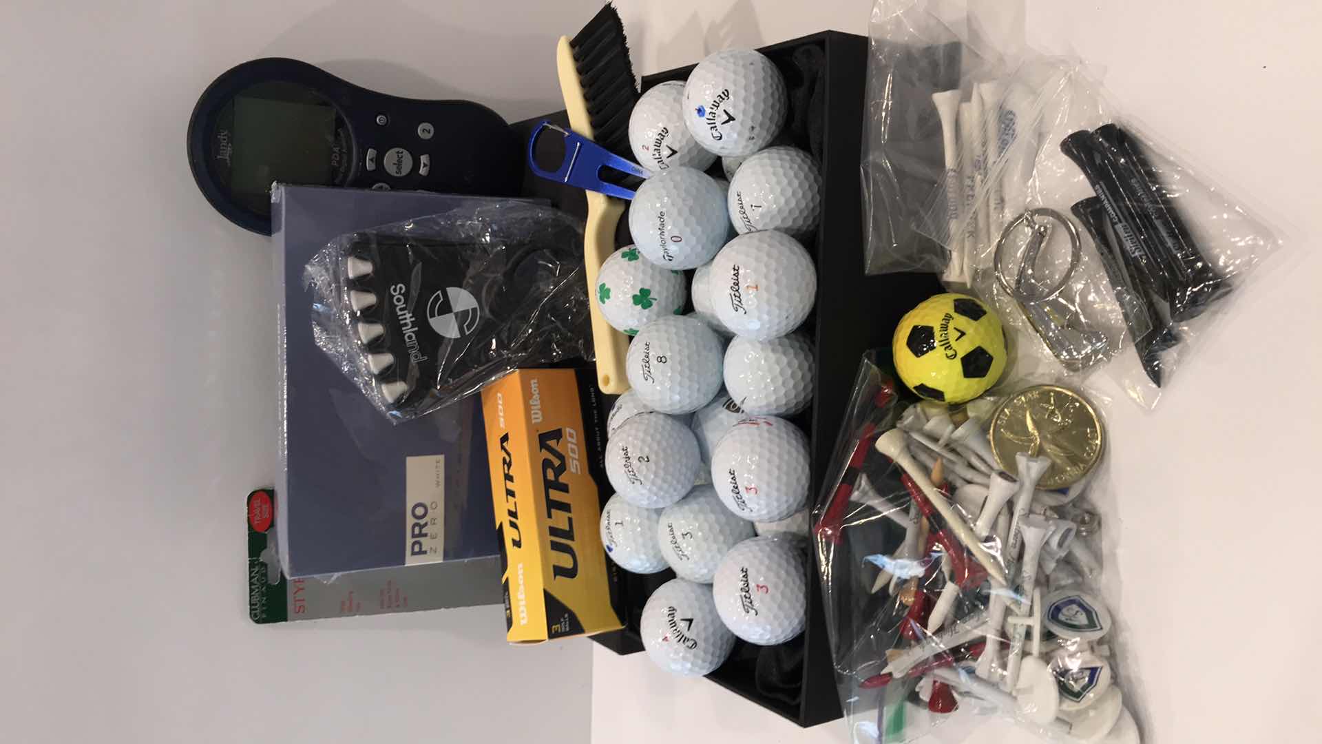 Photo 1 of PRO ZERO, TITLEIST, CALLAWAY, TAYLORMADE GOLF BALLS, SOME NIB