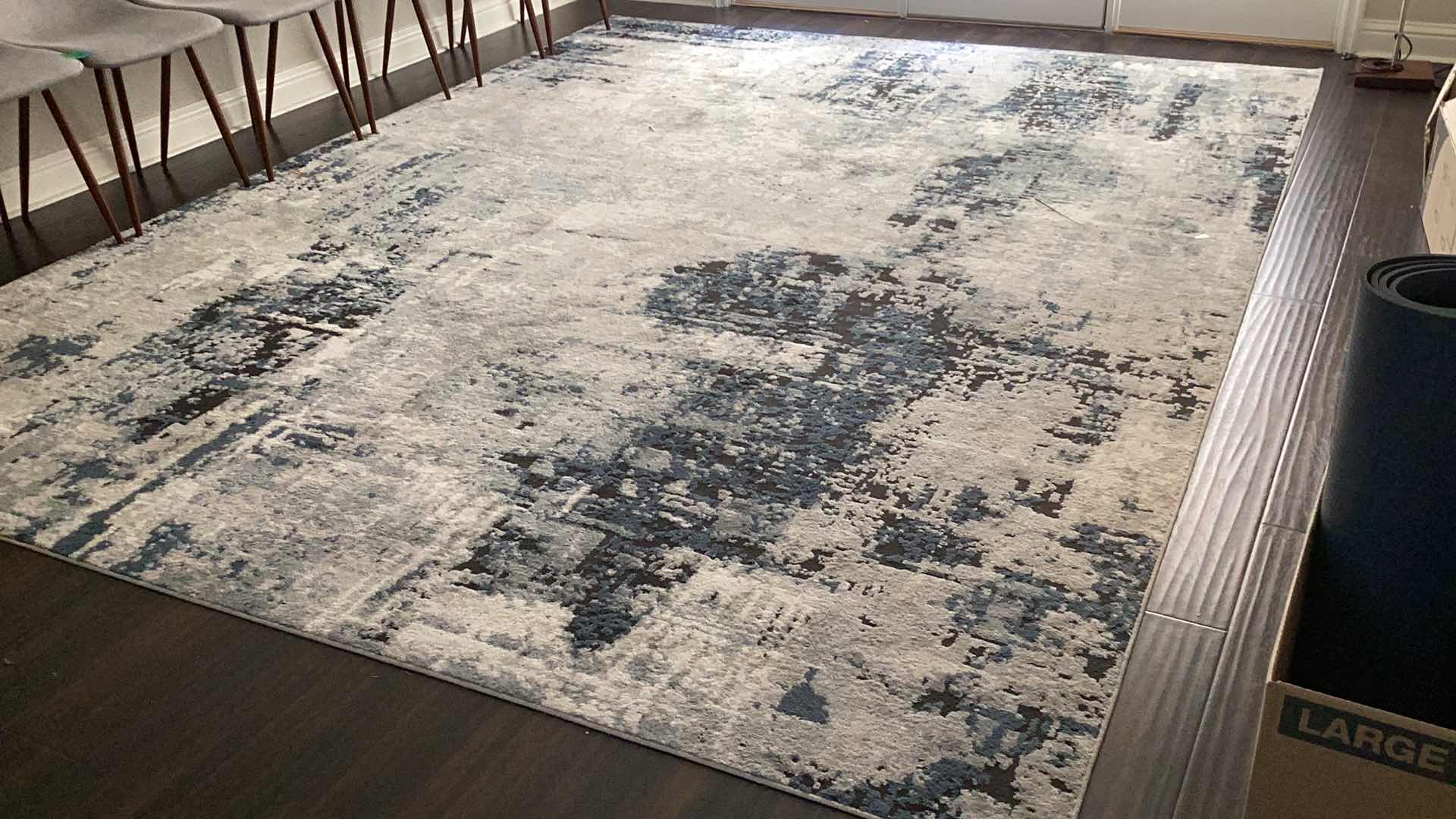 Photo 4 of SURAY ACCENT RUG 9'X12'