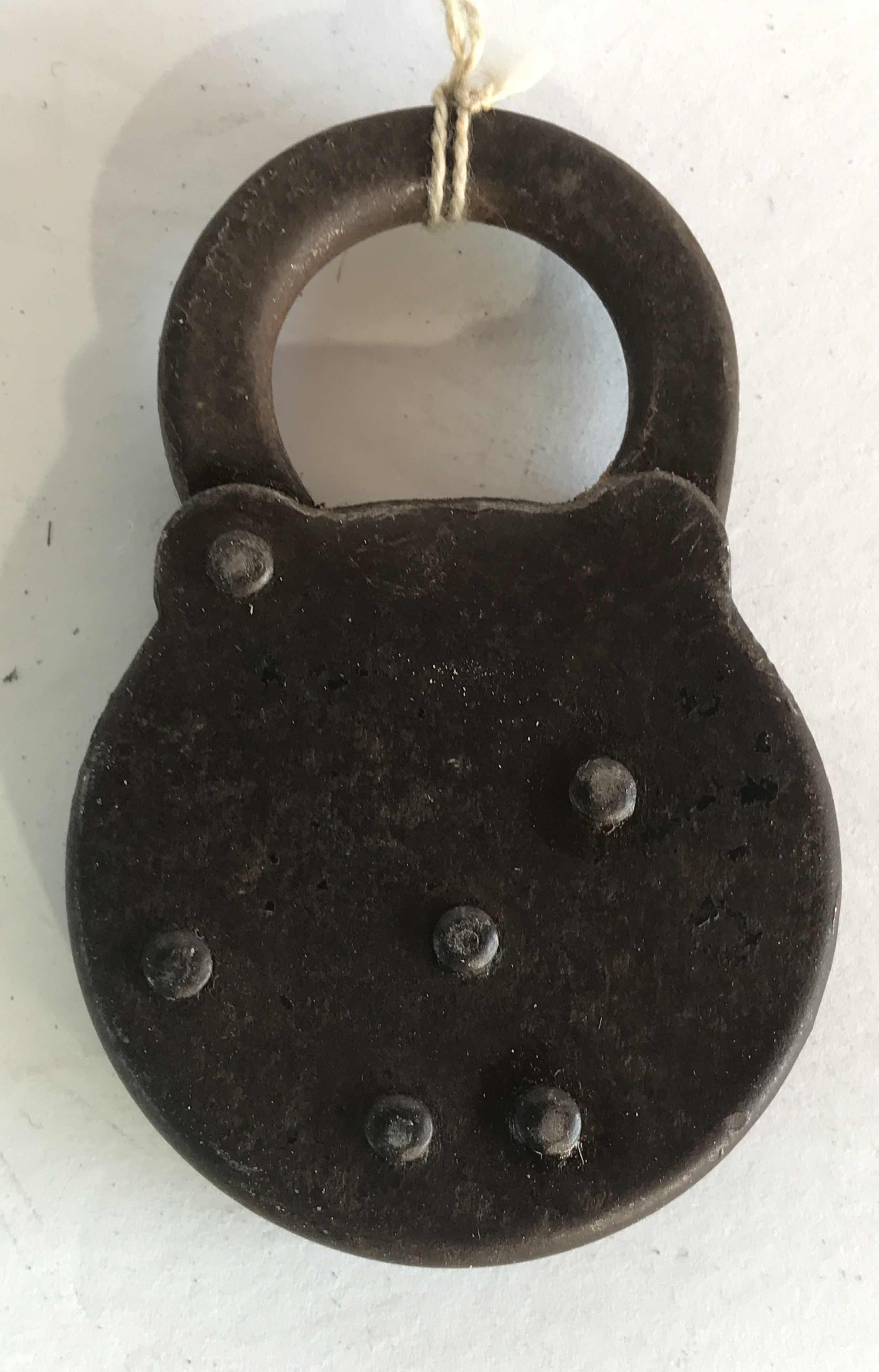 Photo 2 of ANTIQUE WESTERN CLIPPER LEVER PADLOCK