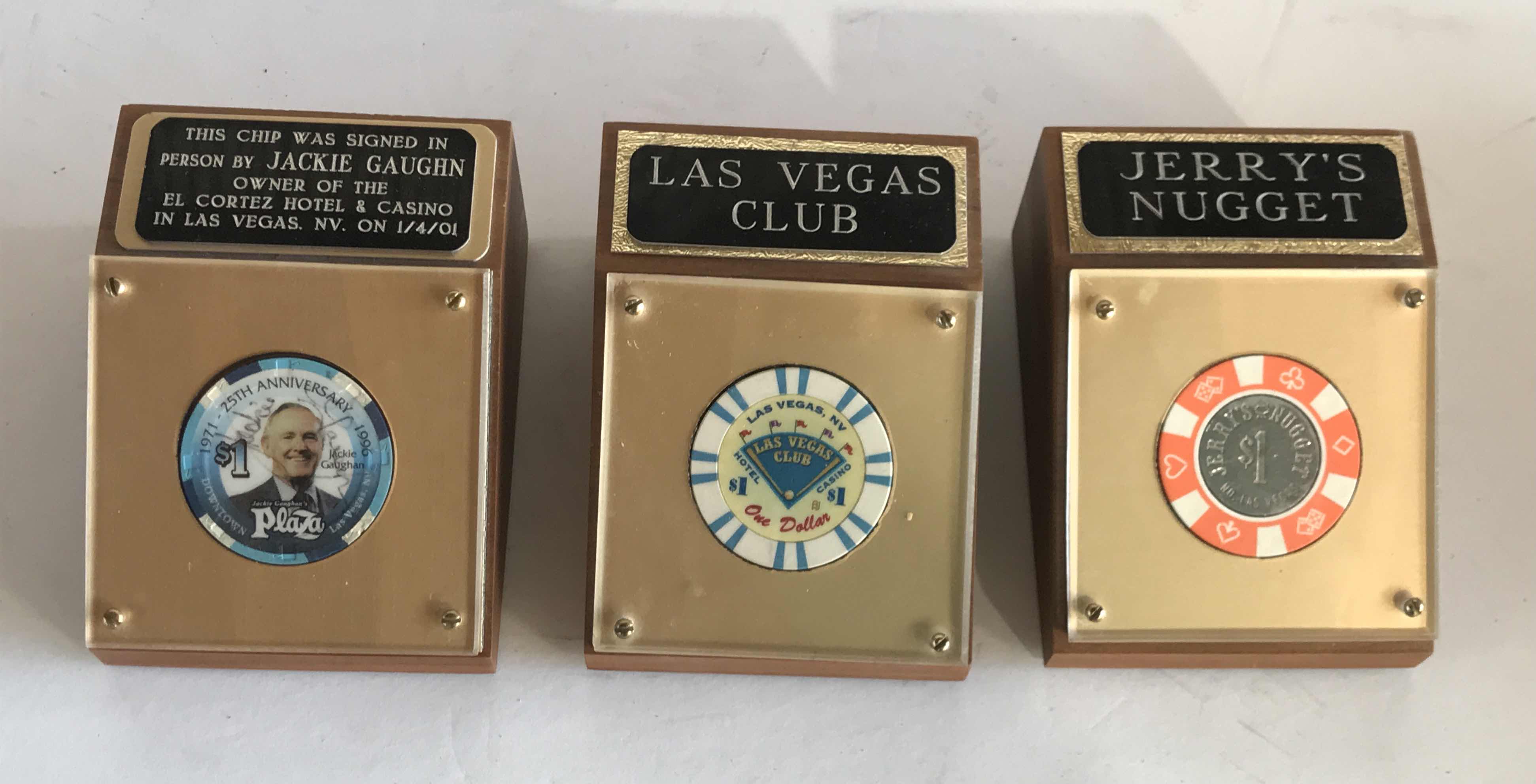 Photo 3 of VINTAGE LAS VEGAS CASINO MEMORABILIA MOUNTED CASINO CHIPS