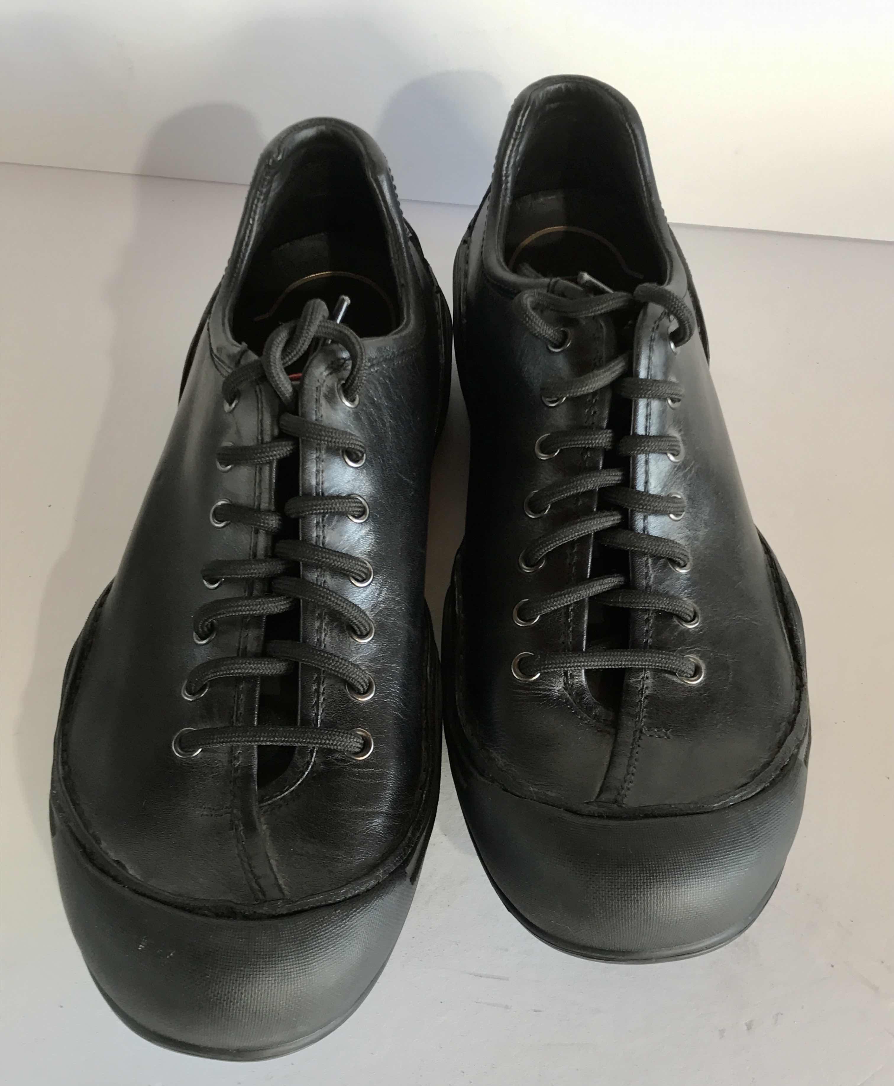 Photo 1 of .TRAVEL MENS LEATHER LACEUP SHOES SIZE 44