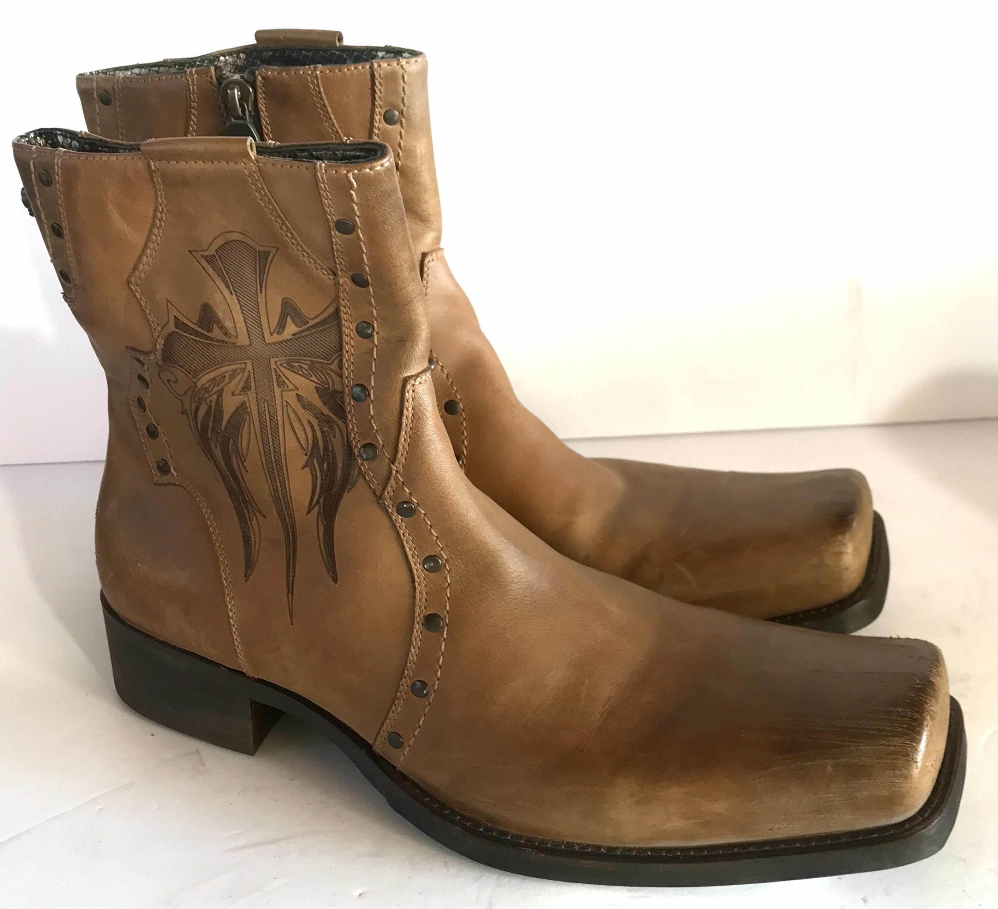 Photo 1 of MARK NASON LOUNGE LEATHER BOOTS SIZE 11