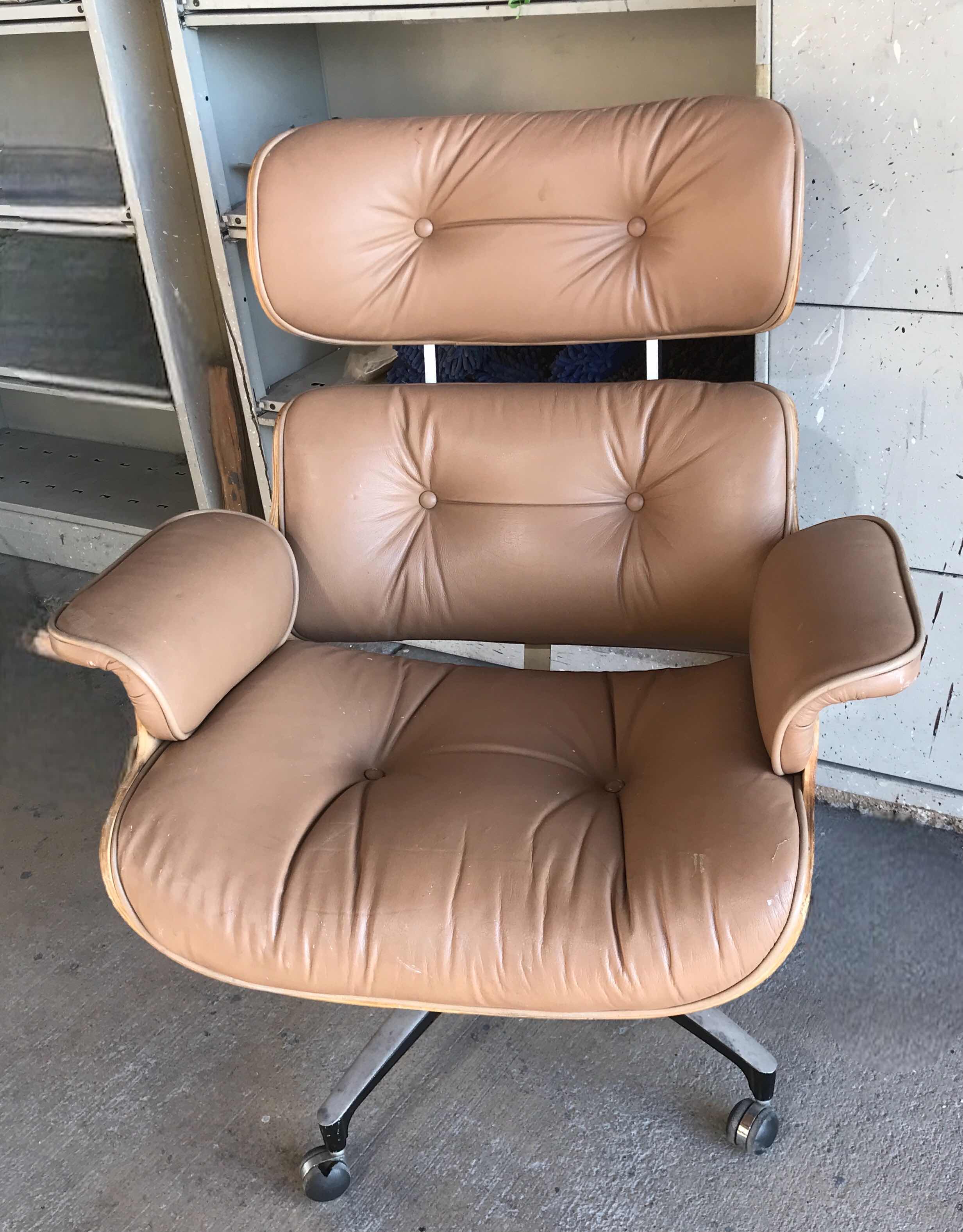 Photo 1 of CHARLES EAMES STYLE SWIVEL LOUNGE CHAIR