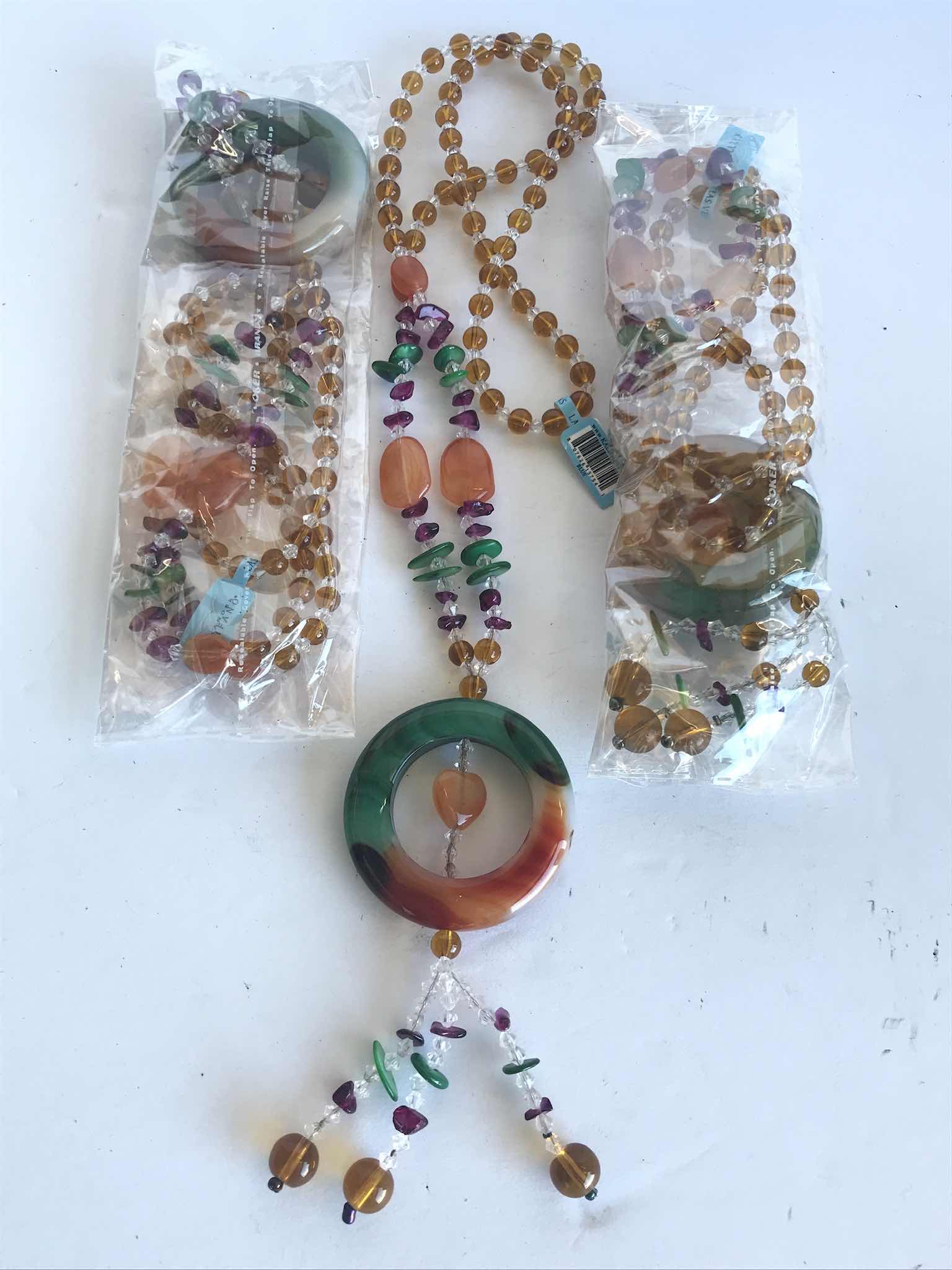 Photo 1 of AGATE CIRCLE OF LIFE WITH GLASS BEADS NECKLACE AND MORE